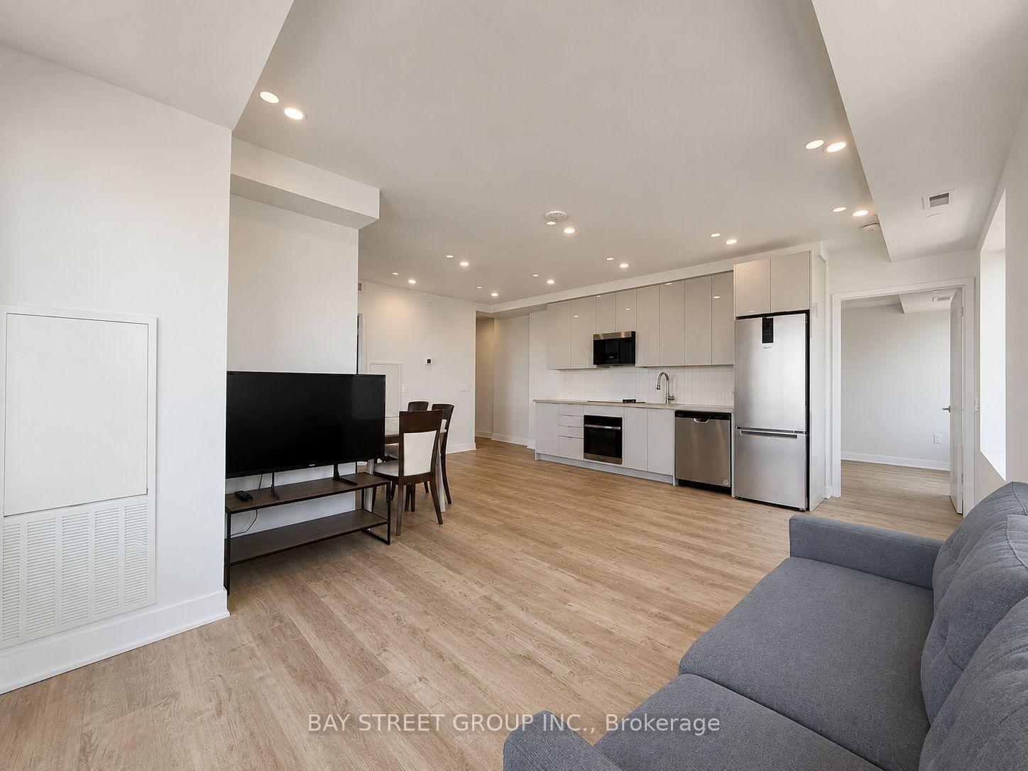 Photo 5 of Unit 4607, 2920 Highway 7, Vaughan, Concord — HOMEH