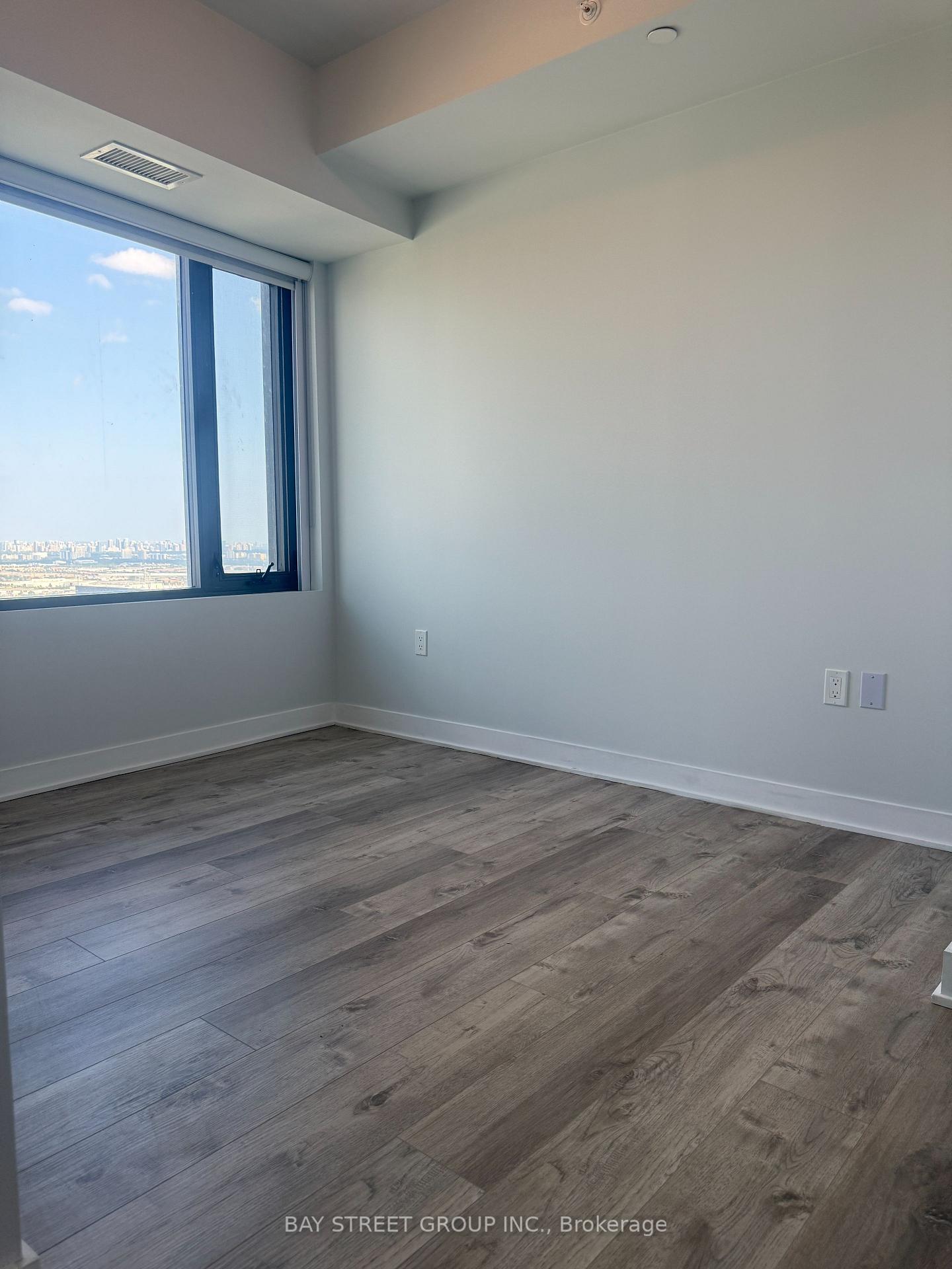 Photo 9 of Unit 4607, 2920 Highway 7, Vaughan, Concord — HOMEH