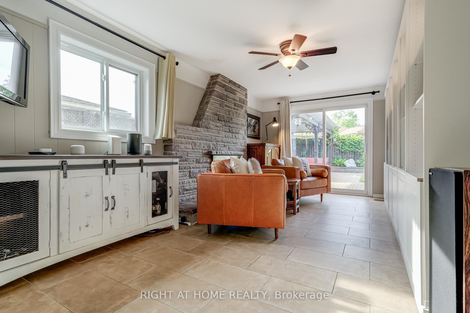 Photo 7 of 51 Lewin Crescent, Ajax, South East — HOMEH