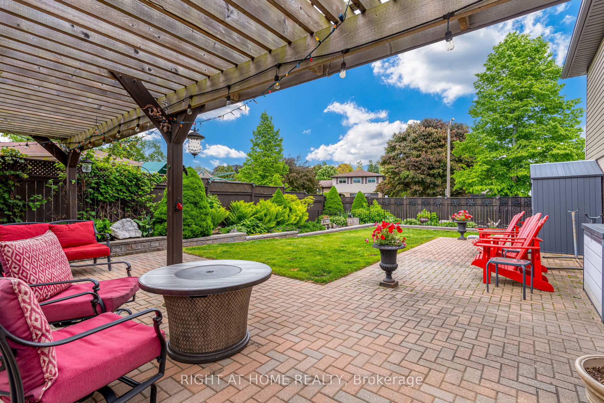 Photo 9 of 51 Lewin Crescent, Ajax, South East — HOMEH