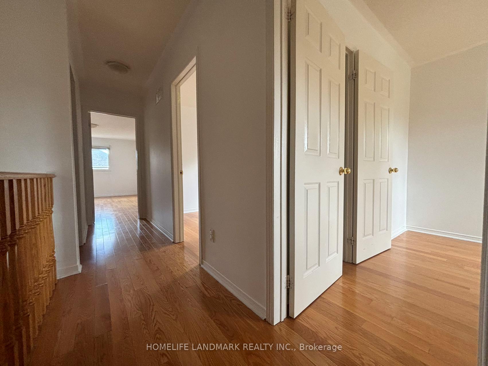 Photo 12 of 9 Baltic Street, Richmond Hill, Langstaff — HOMEH