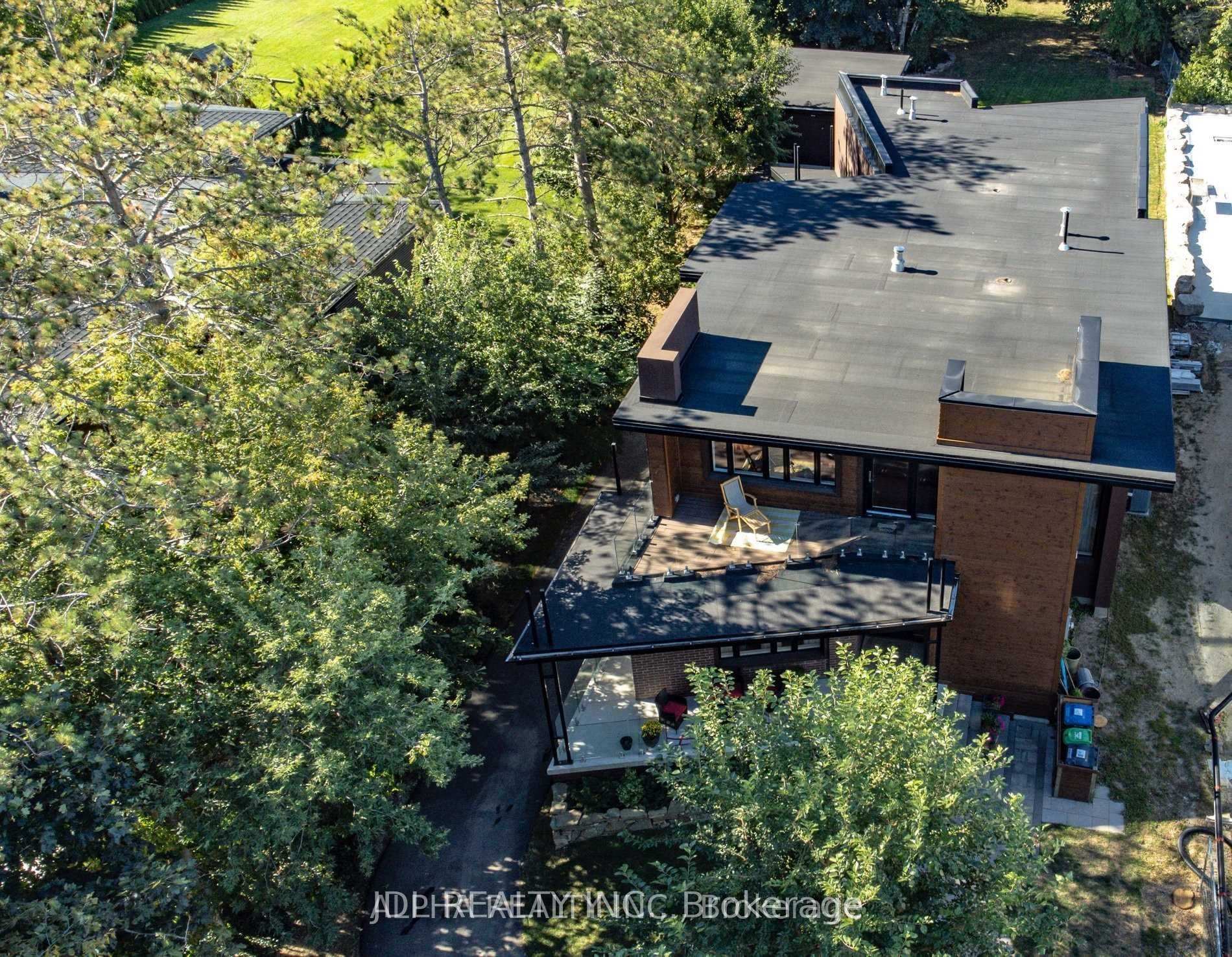 Photo 1 of 1436 Haig Boulevard, Mississauga, Lakeview — HOMEH