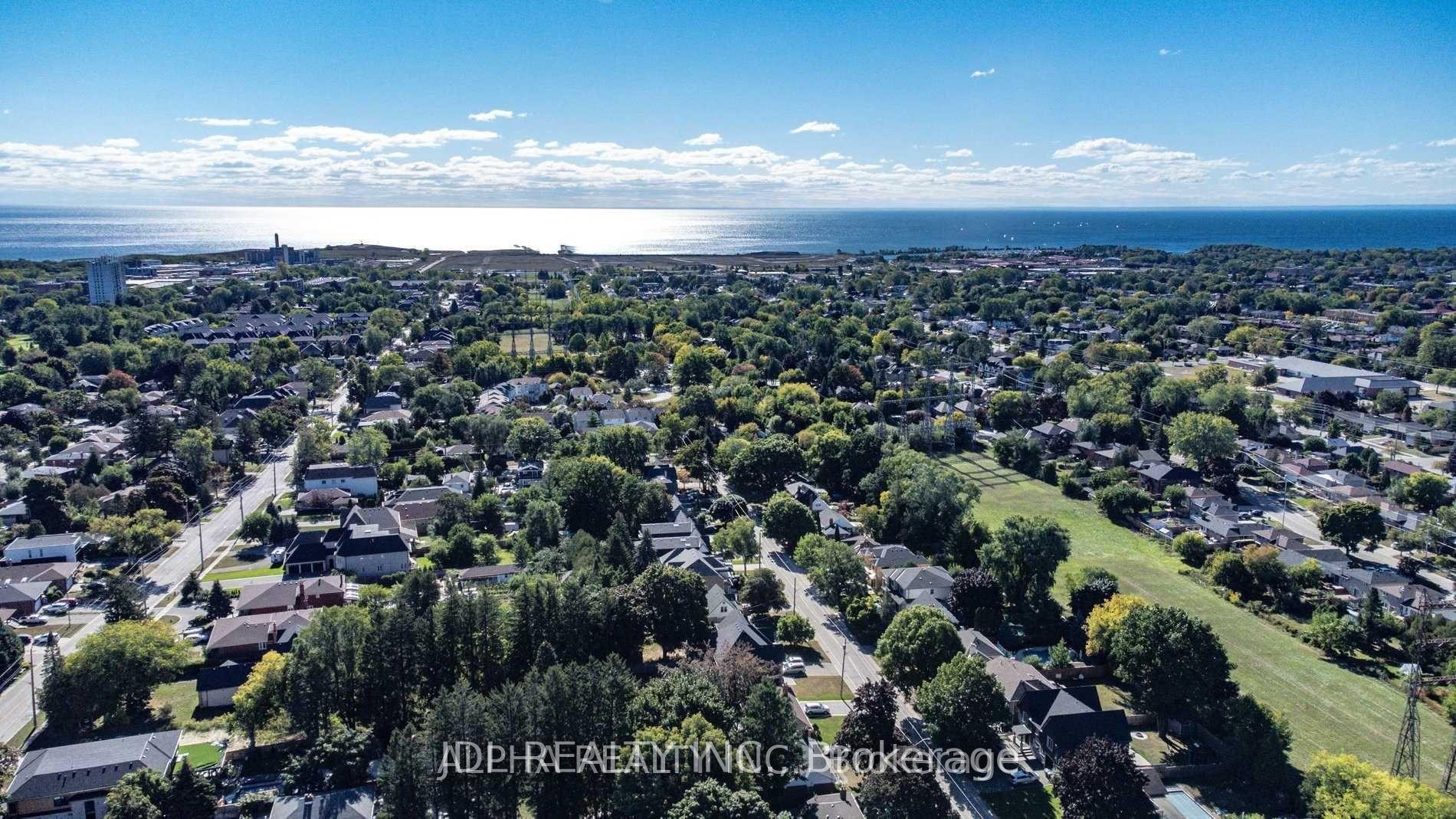 Photo 2 of 1436 Haig Boulevard, Mississauga, Lakeview — HOMEH