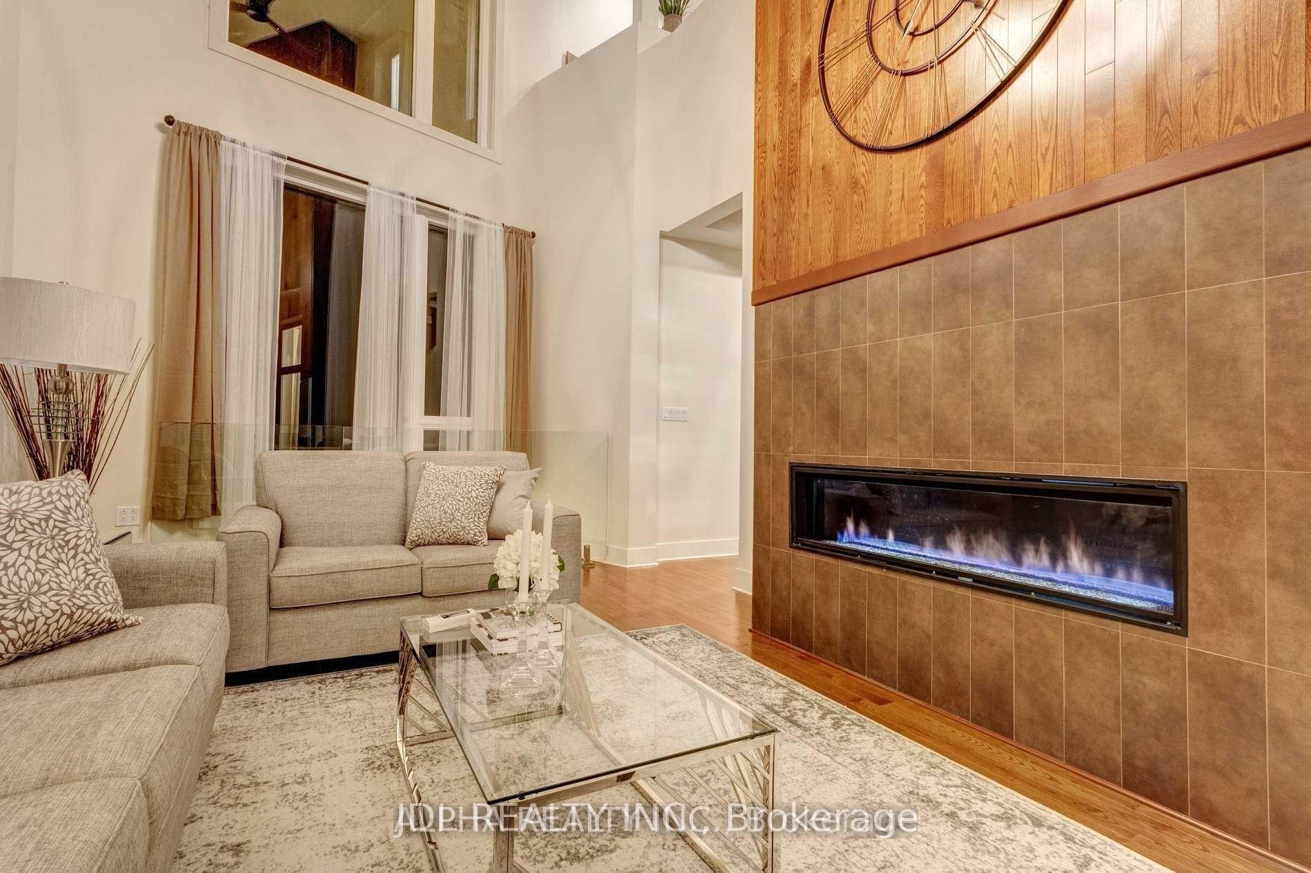 Photo 10 of 1436 Haig Boulevard, Mississauga, Lakeview — HOMEH