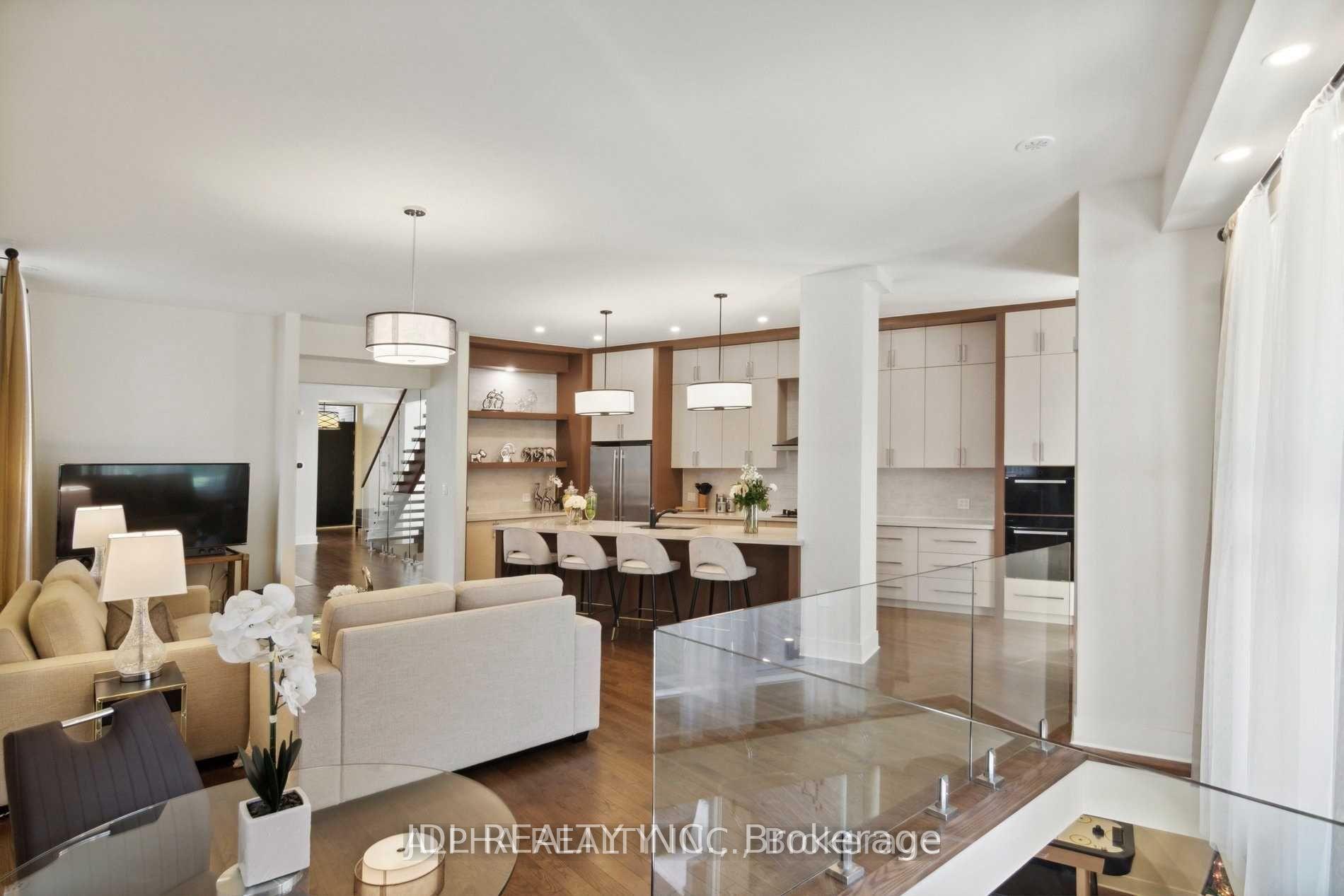 Photo 16 of 1436 Haig Boulevard, Mississauga, Lakeview — HOMEH