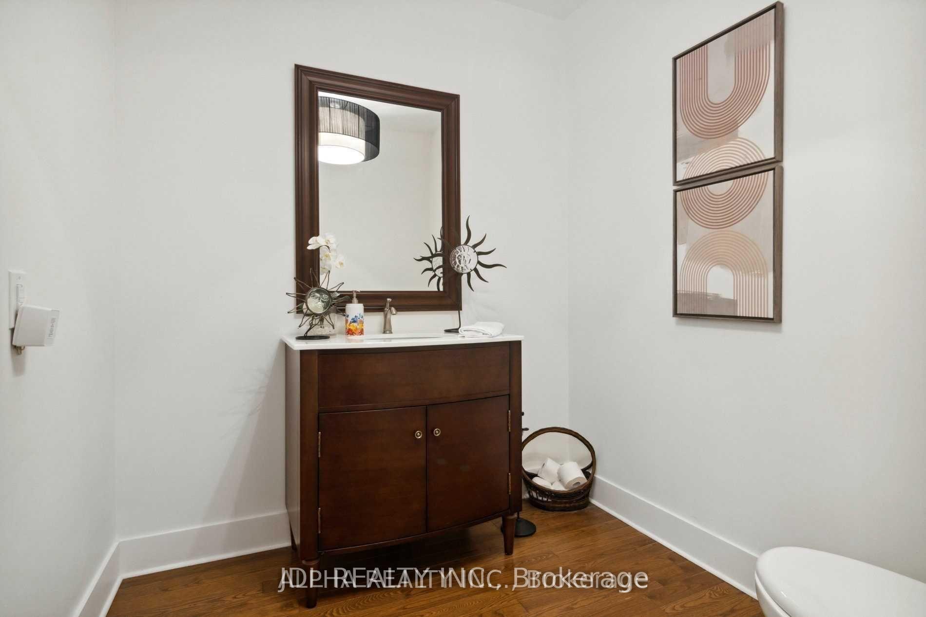 Photo 18 of 1436 Haig Boulevard, Mississauga, Lakeview — HOMEH