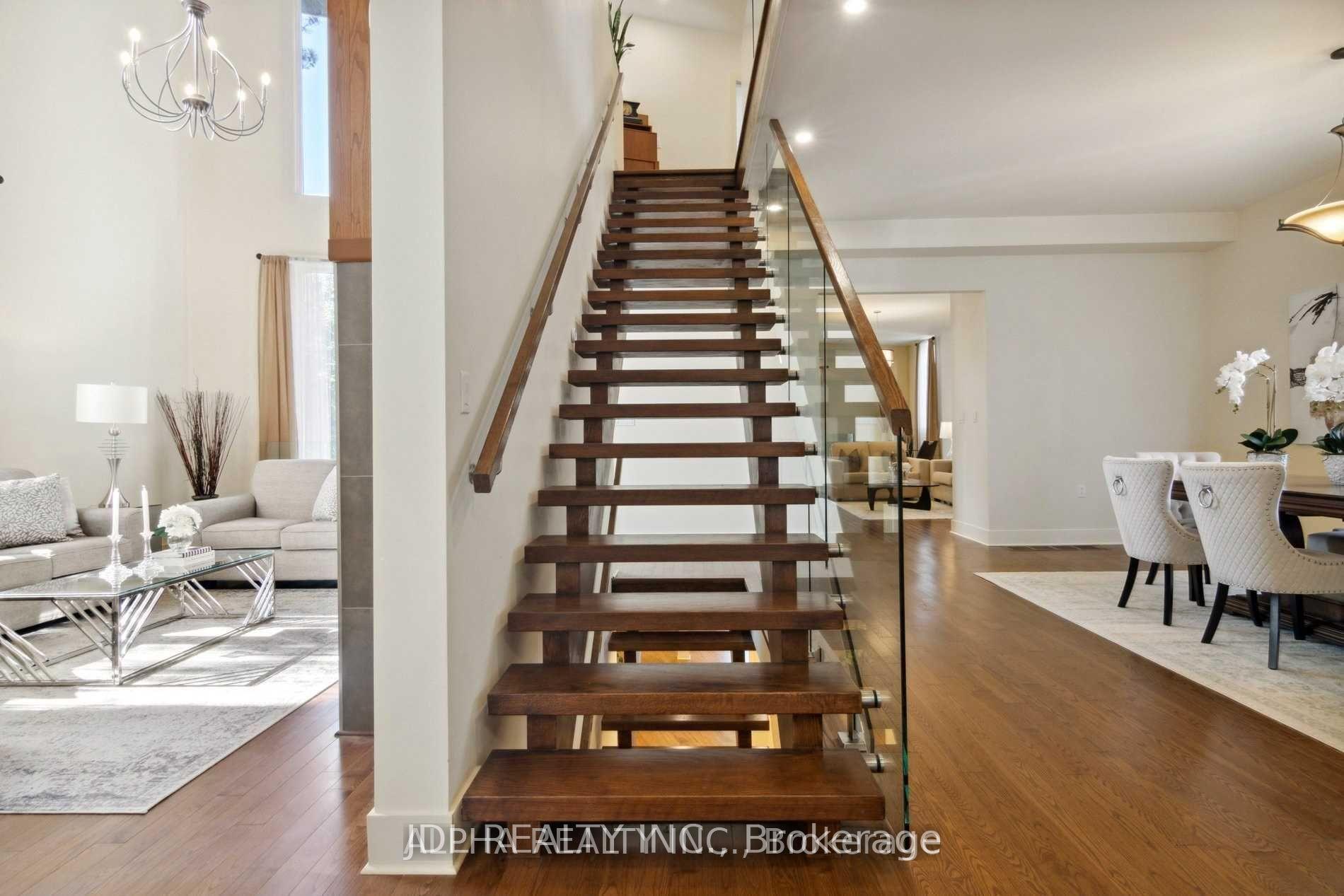 Photo 20 of 1436 Haig Boulevard, Mississauga, Lakeview — HOMEH