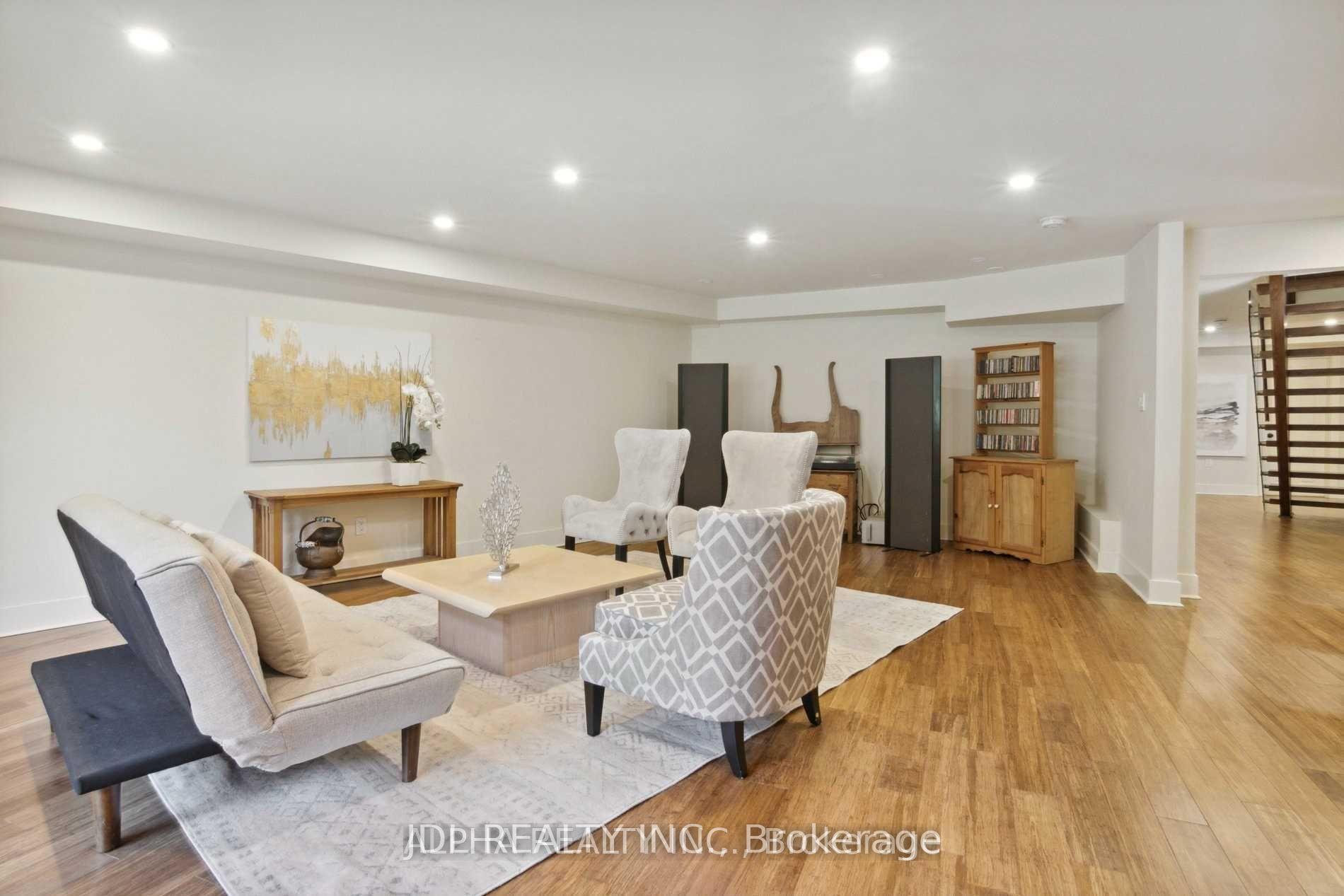 Photo 33 of 1436 Haig Boulevard, Mississauga, Lakeview — HOMEH