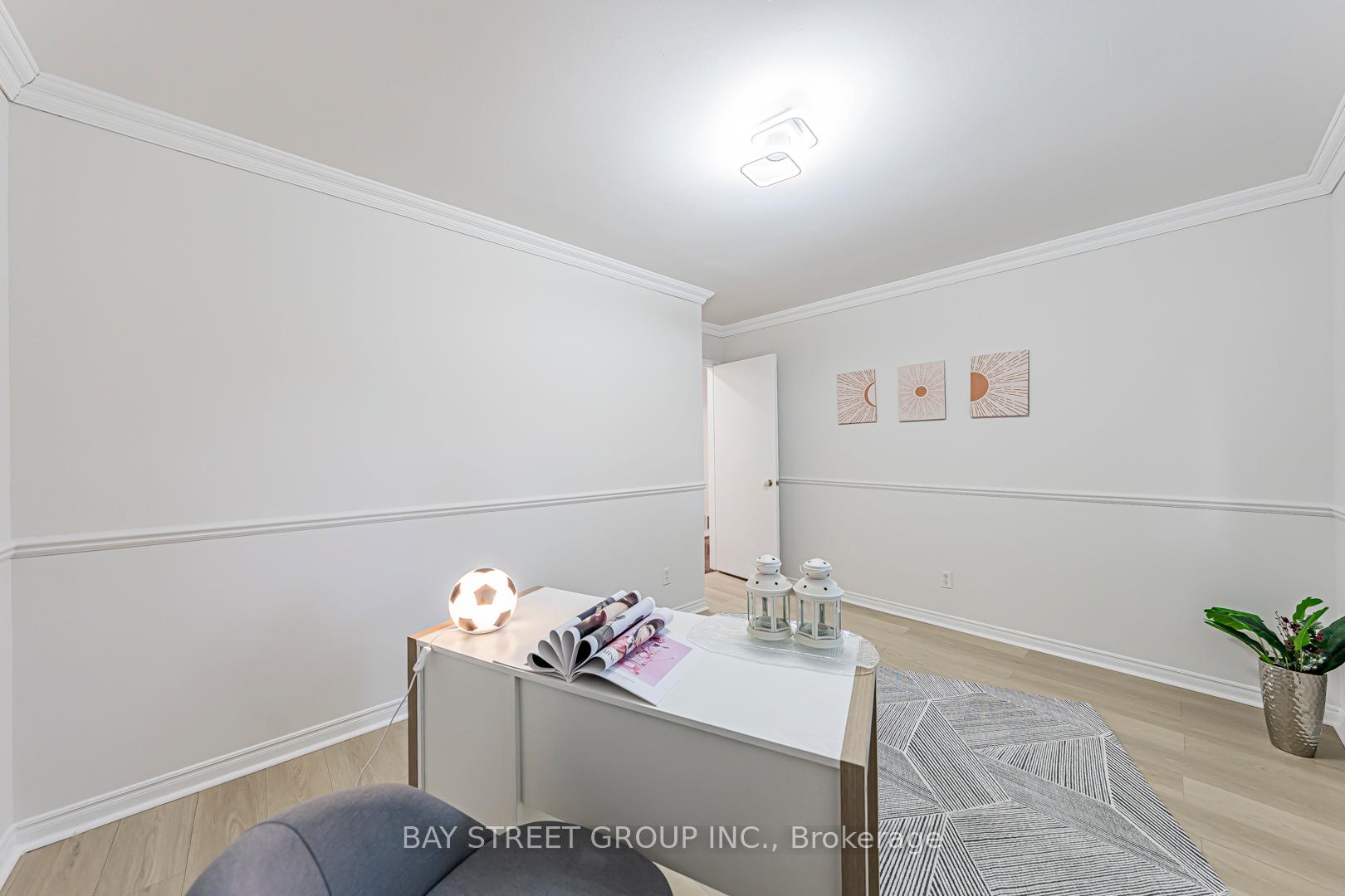 Photo 20 of 4 Sir Brandiles Place, Markham, Markham Village — HOMEH