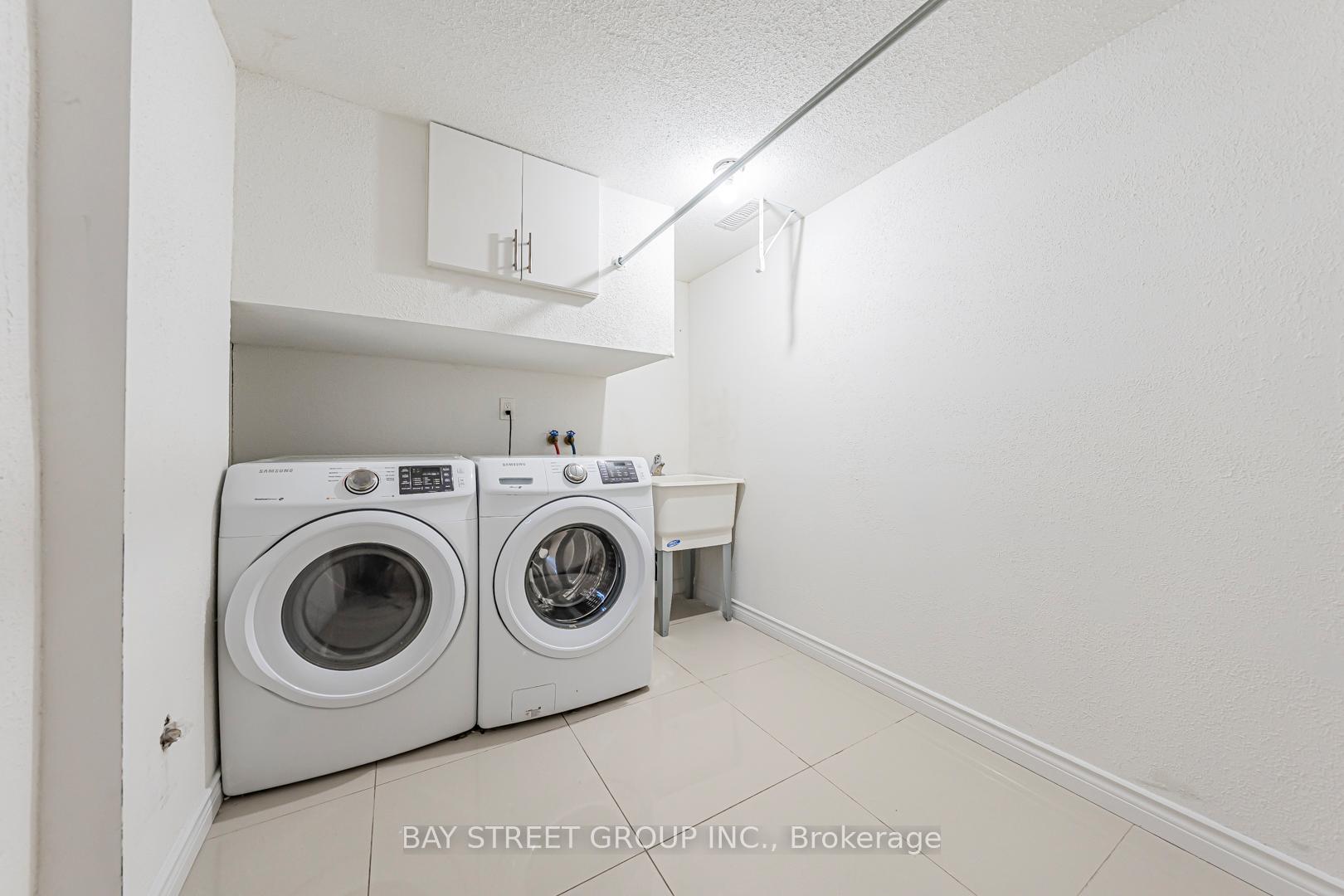 Photo 28 of 4 Sir Brandiles Place, Markham, Markham Village — HOMEH