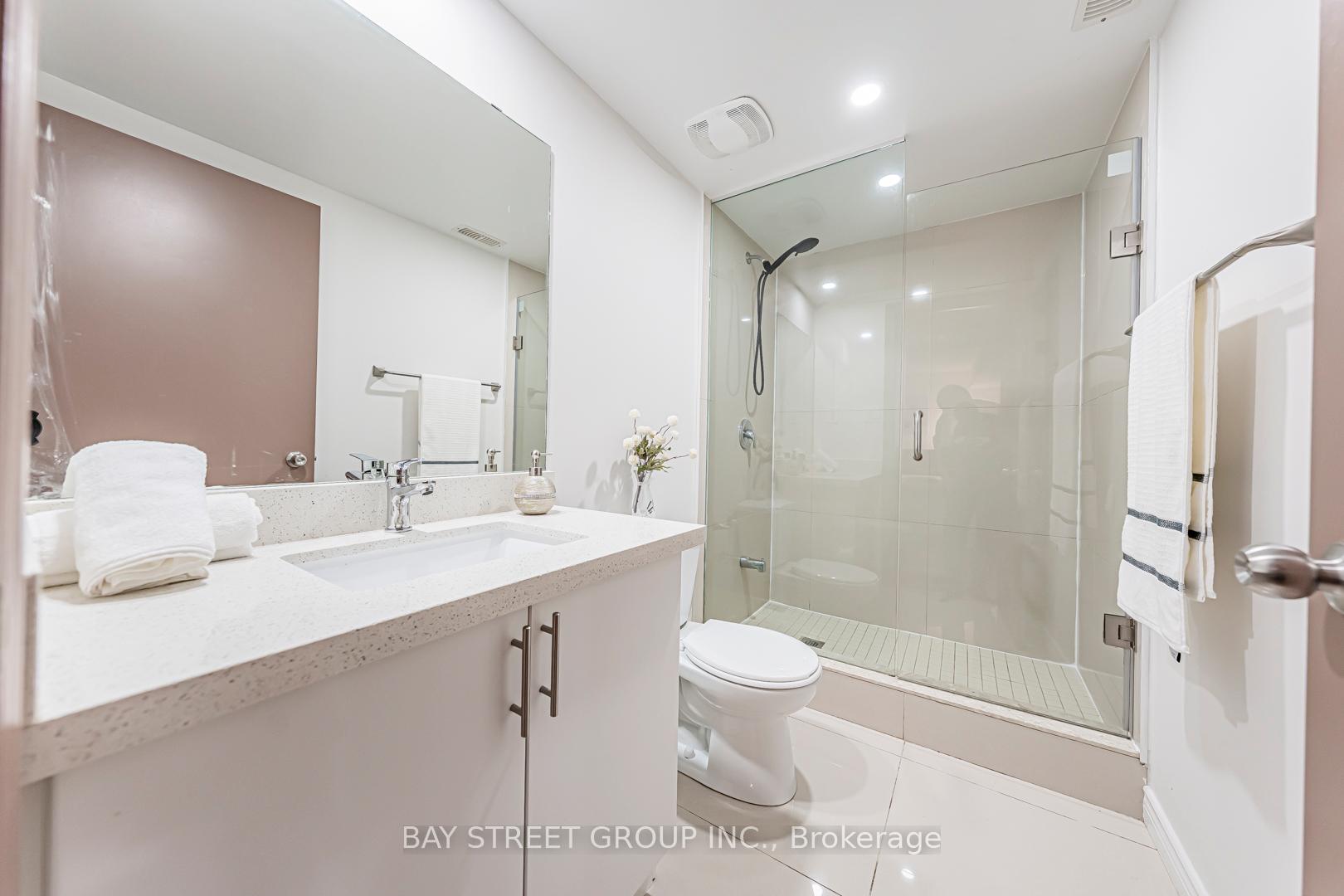 Photo 29 of 4 Sir Brandiles Place, Markham, Markham Village — HOMEH