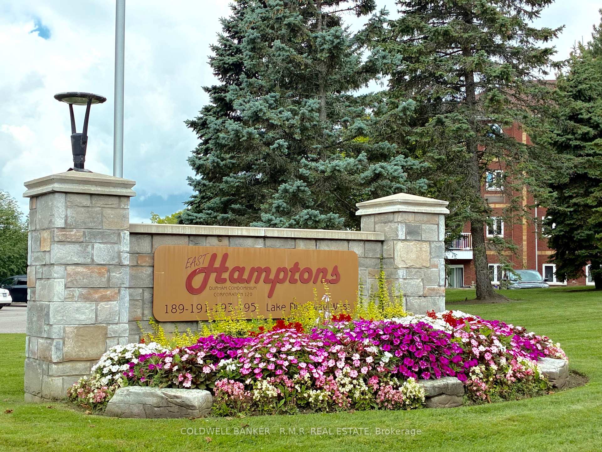 Photo 1 of Unit 403, 189 Lake Driveway West, Ajax, South West — HOMEH