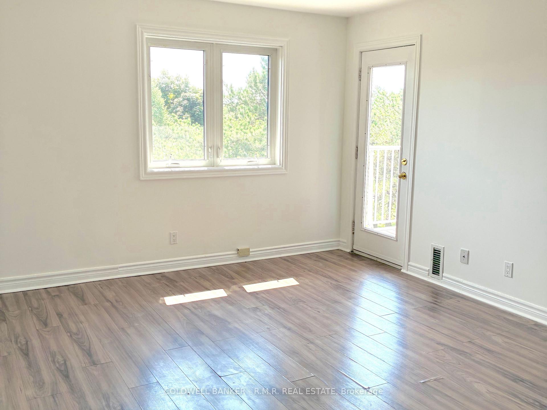 Photo 16 of Unit 403, 189 Lake Driveway West, Ajax, South West — HOMEH