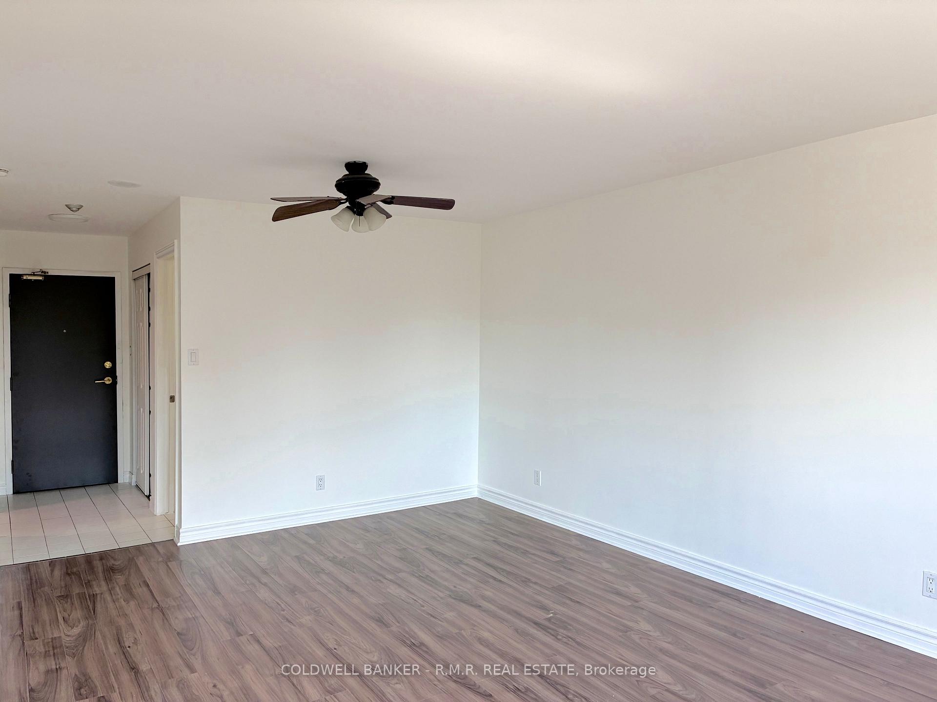 Photo 18 of Unit 403, 189 Lake Driveway West, Ajax, South West — HOMEH