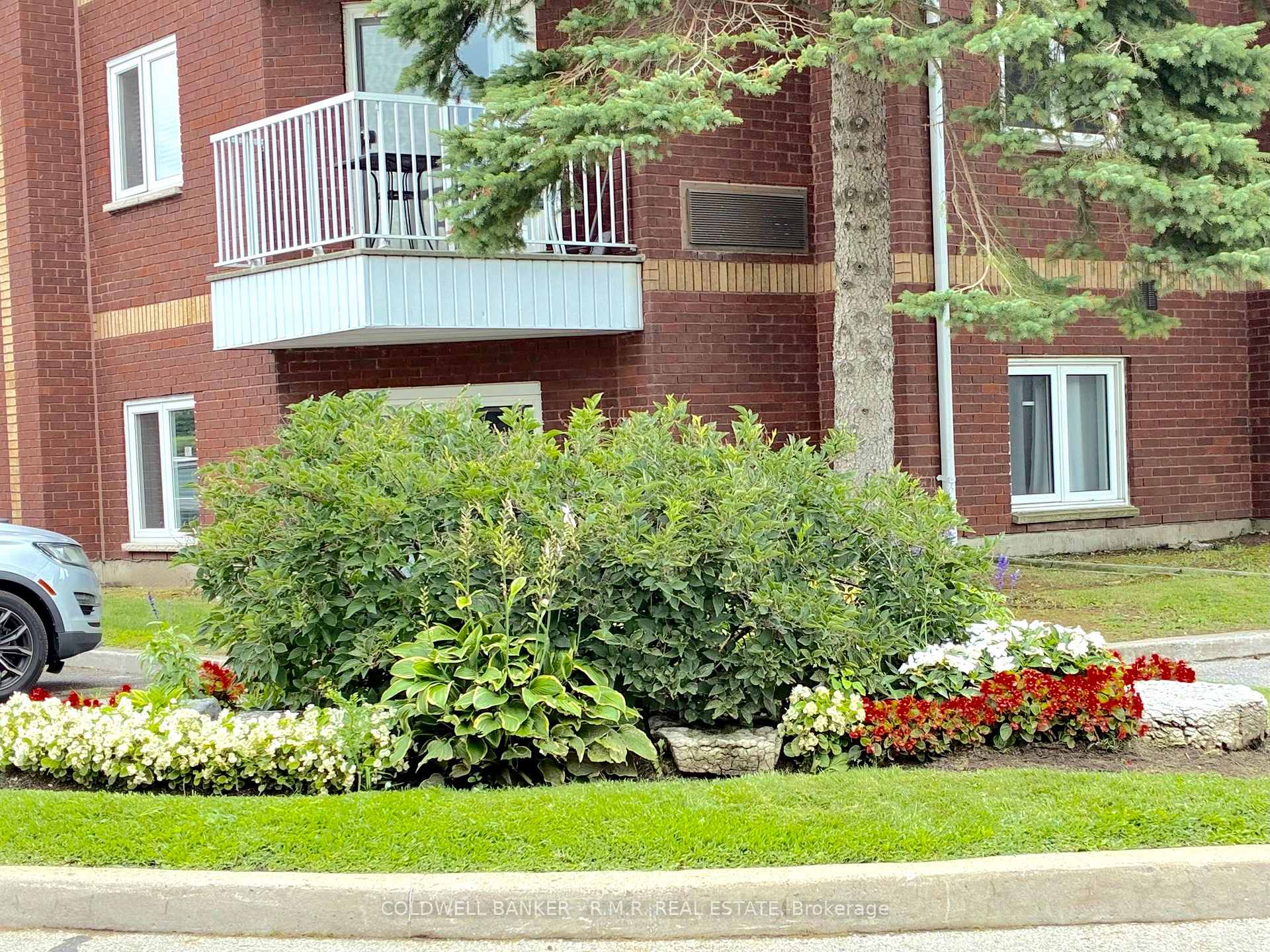 Photo 40 of Unit 403, 189 Lake Driveway West, Ajax, South West — HOMEH