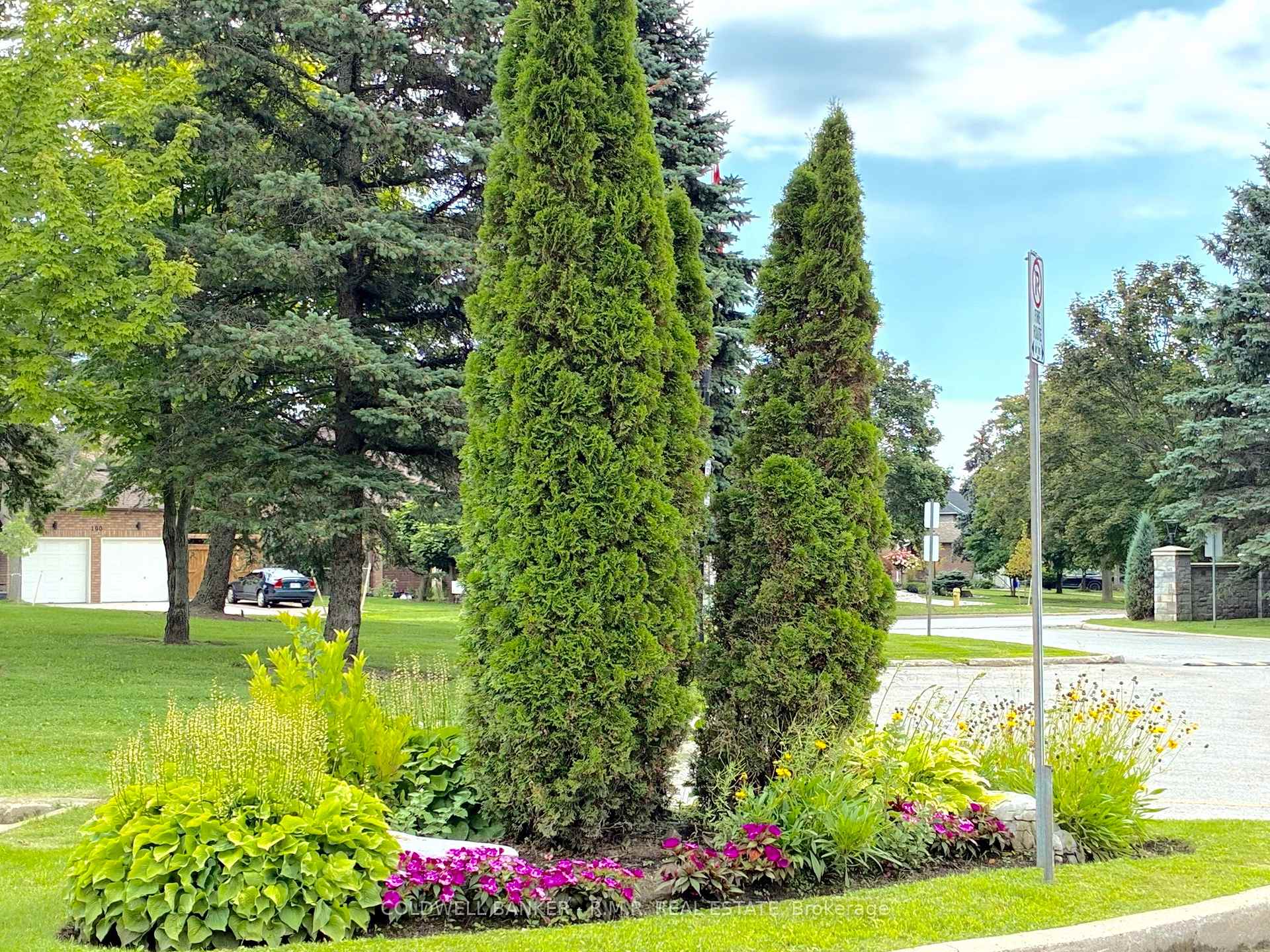 Photo 42 of Unit 403, 189 Lake Driveway West, Ajax, South West — HOMEH