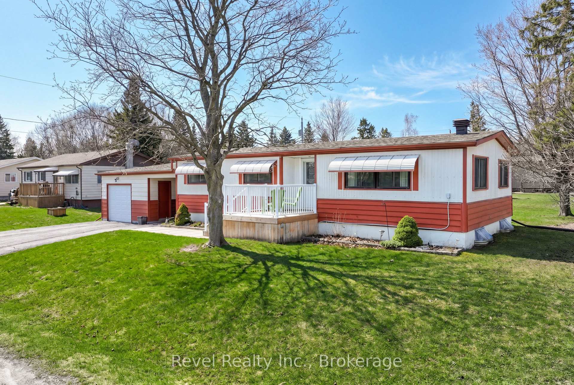 Photo 2 of 7 Macal Drive, Kawartha Lakes, Fenelon — HOMEH