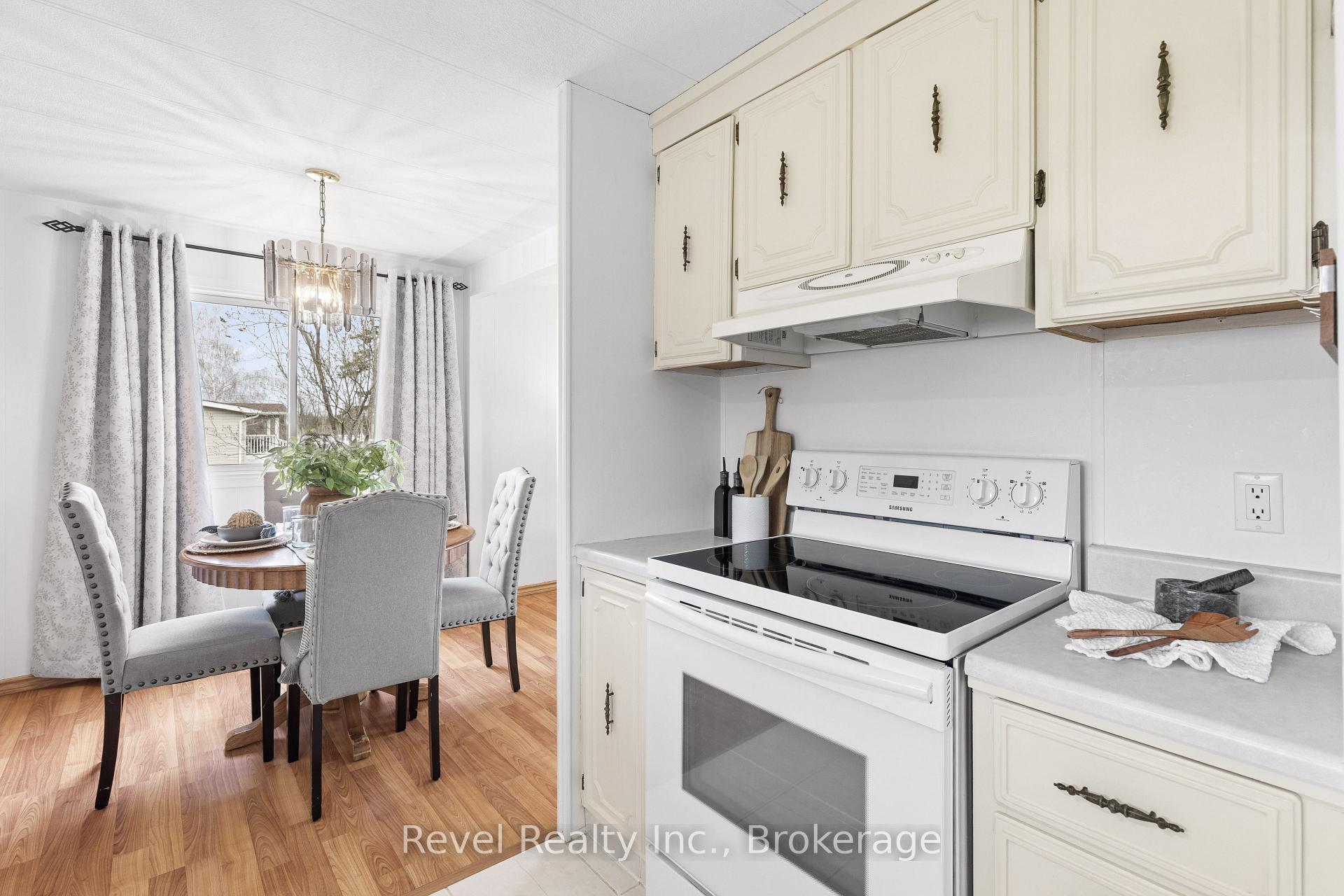 Photo 23 of 7 Macal Drive, Kawartha Lakes, Fenelon — HOMEH