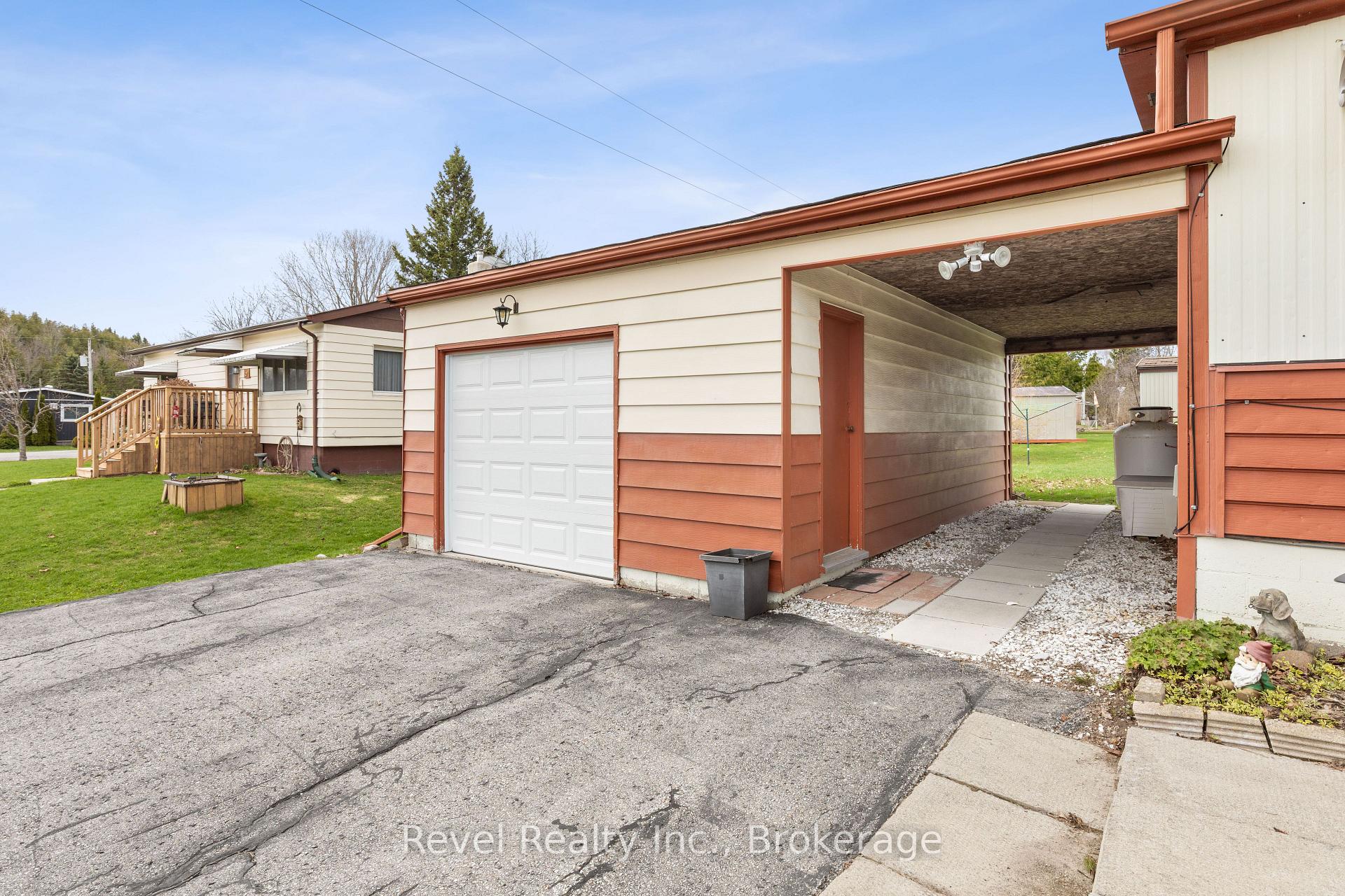 Photo 48 of 7 Macal Drive, Kawartha Lakes, Fenelon — HOMEH