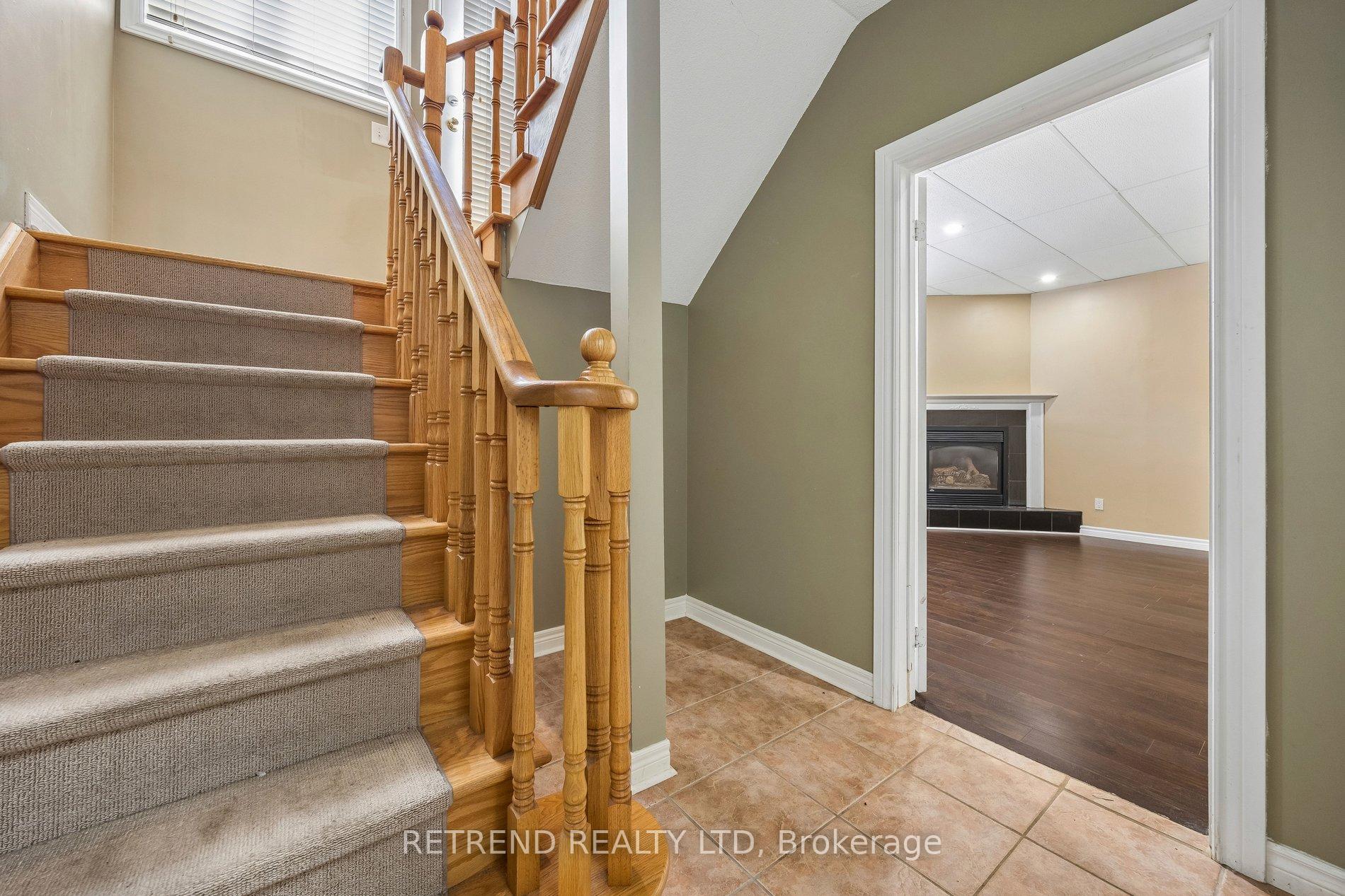 Photo 20 of 27 Terrastone Court, Caledon, Bolton West — HOMEH