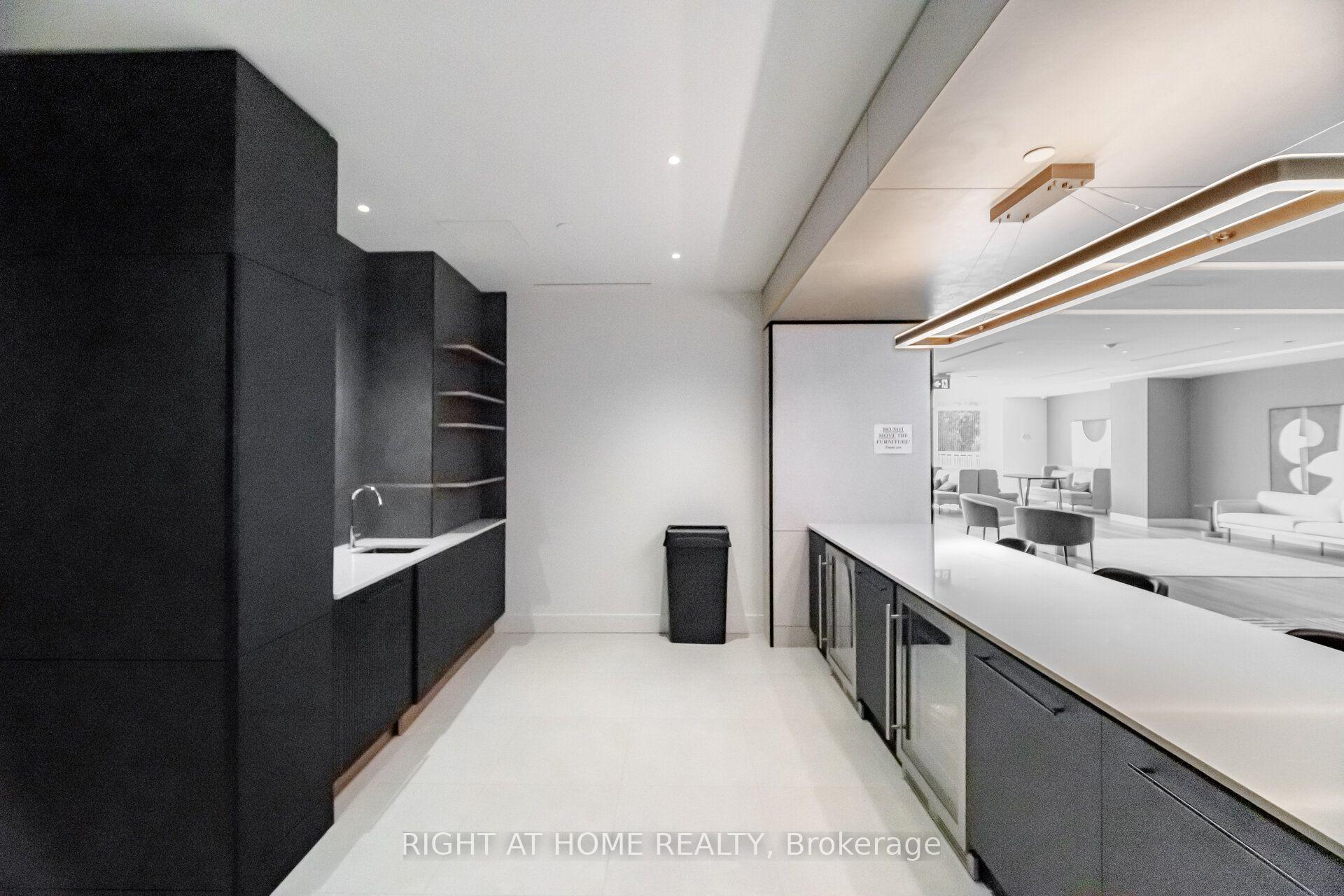 Photo 34 of Unit 226, 50 Upper MAll Way, Vaughan, Brownridge — HOMEH