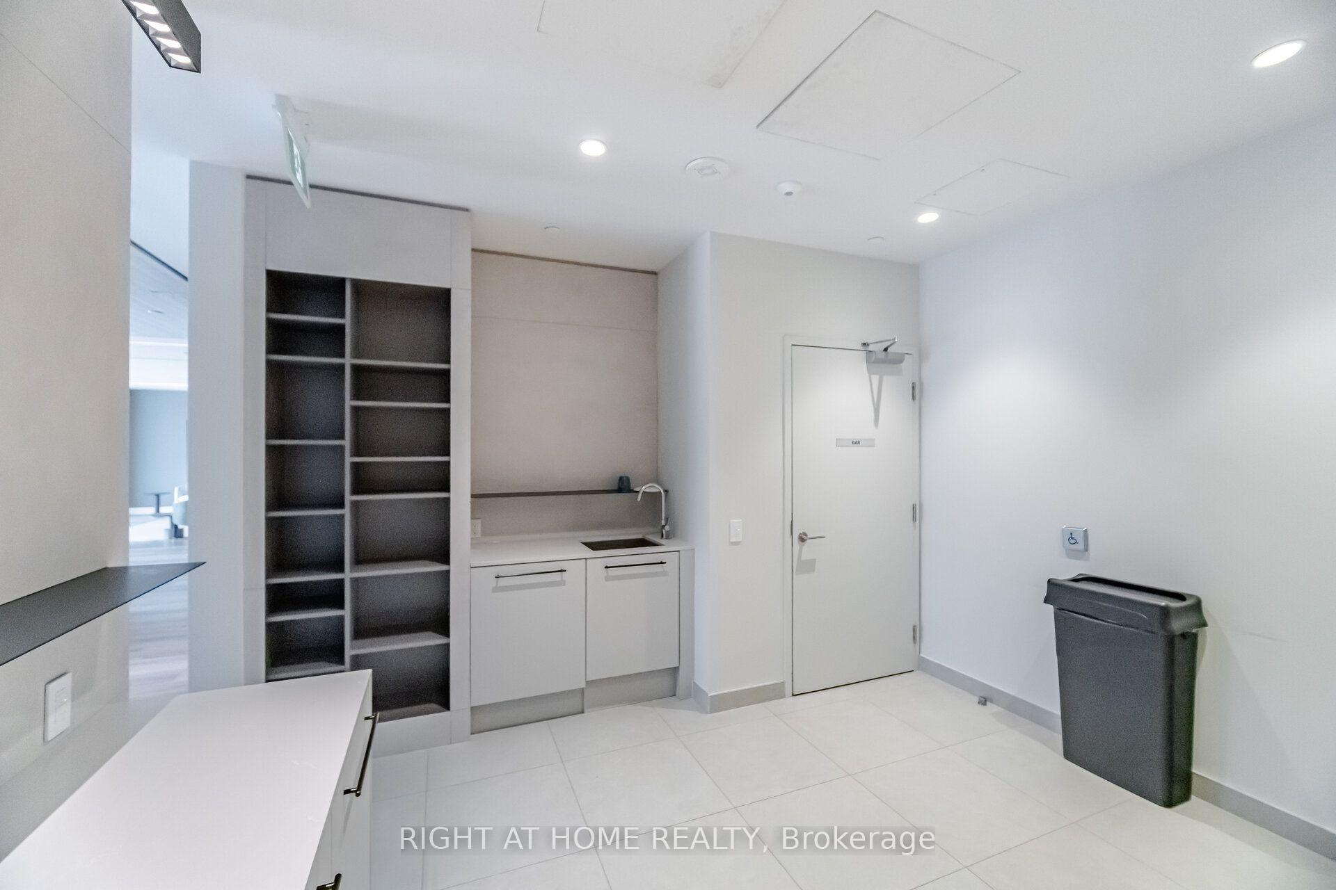 Photo 36 of Unit 226, 50 Upper MAll Way, Vaughan, Brownridge — HOMEH