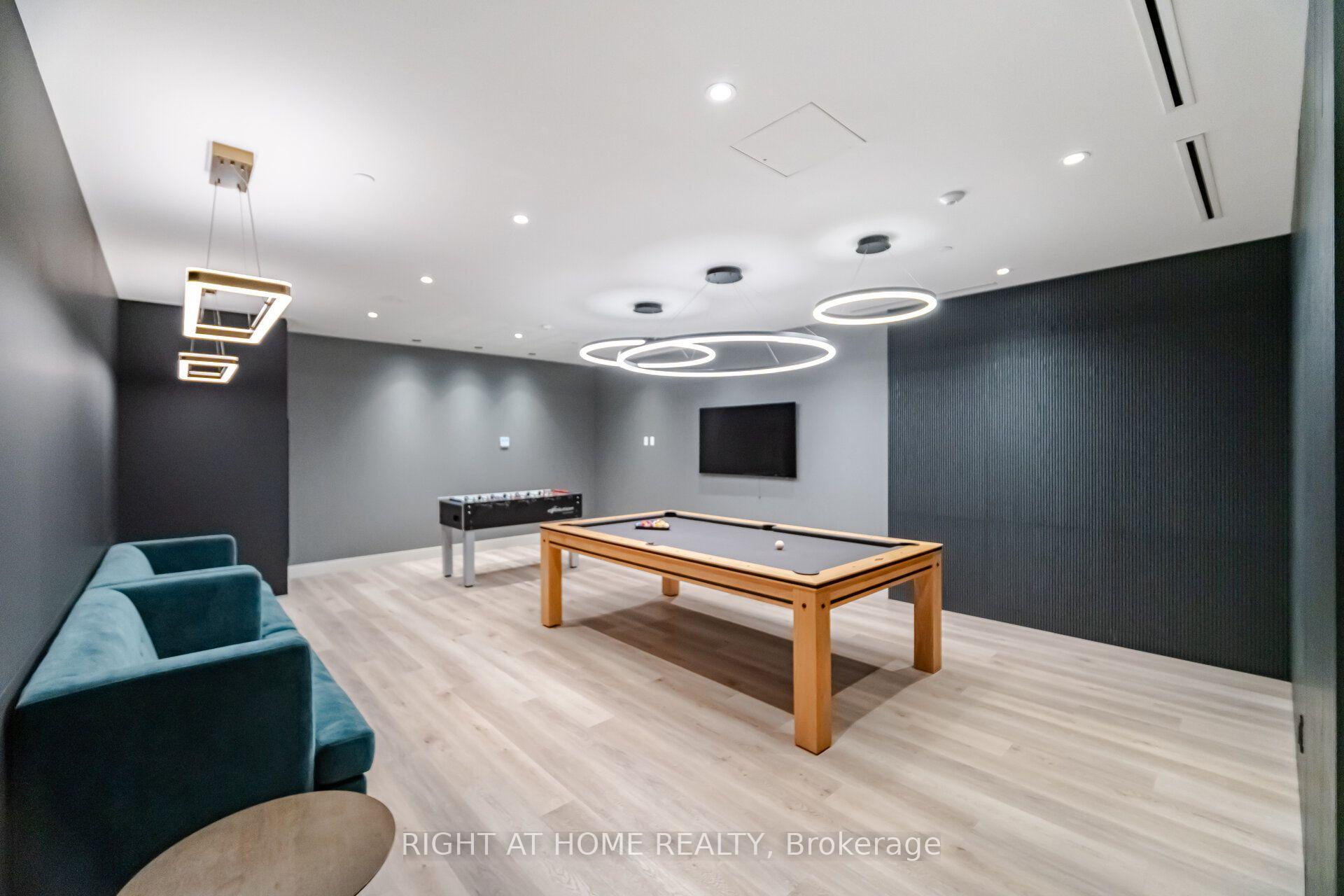 Photo 38 of Unit 226, 50 Upper MAll Way, Vaughan, Brownridge — HOMEH