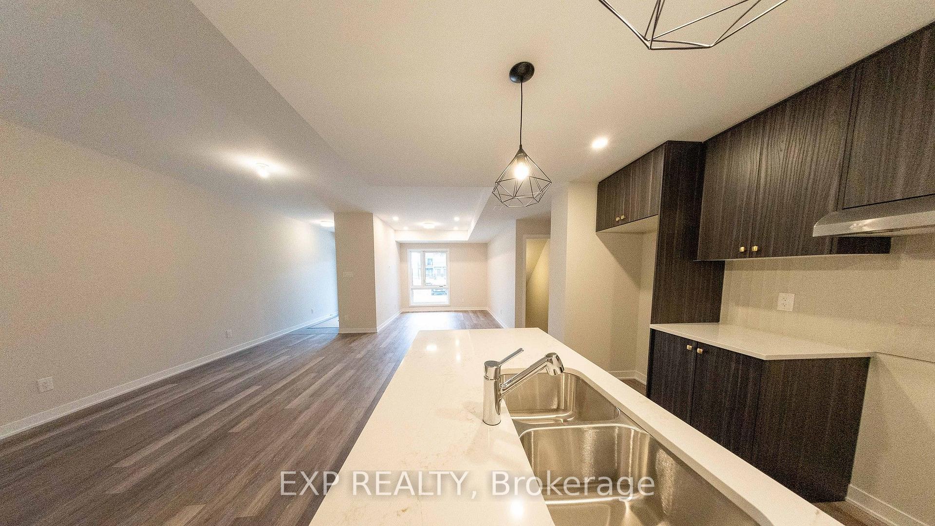 Photo 12 of 206 Lillian Freiman Private, Ottawa, Barrhaven - Half Moon Bay — HOMEH