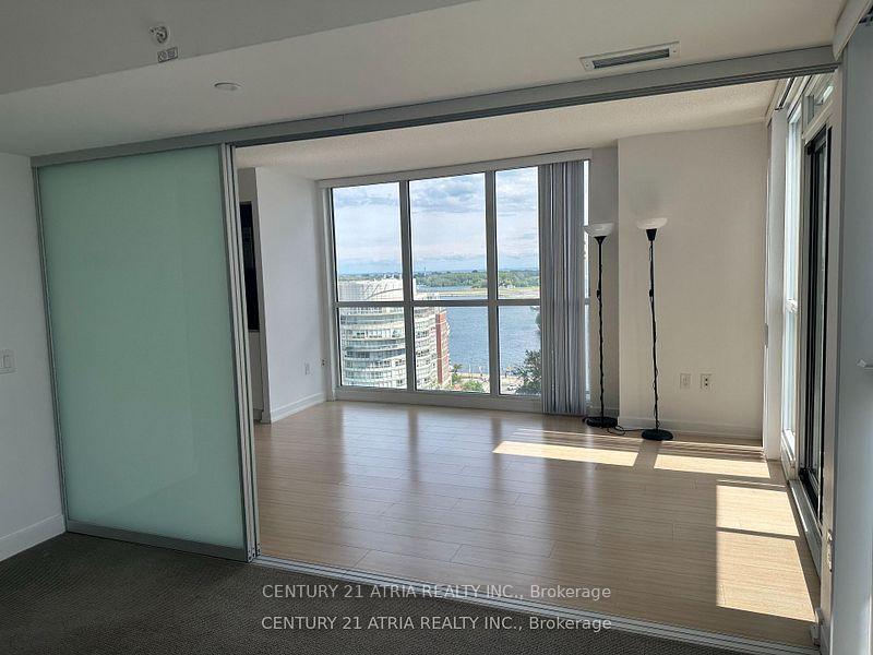 Photo 14 of Unit 1608, 75 Queens Wharf Road, Toronto, Waterfront Communities — HOMEH