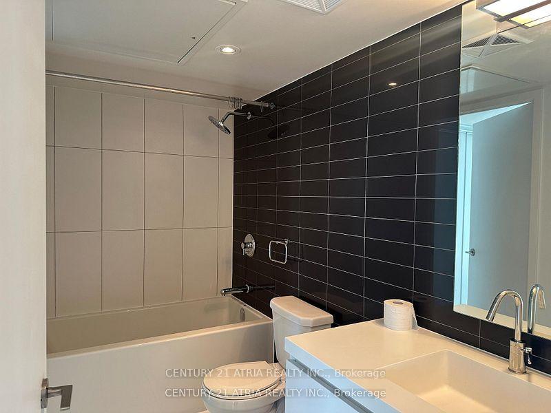 Photo 16 of Unit 1608, 75 Queens Wharf Road, Toronto, Waterfront Communities — HOMEH