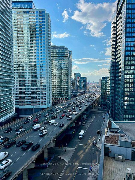 Photo 24 of Unit 1608, 75 Queens Wharf Road, Toronto, Waterfront Communities — HOMEH