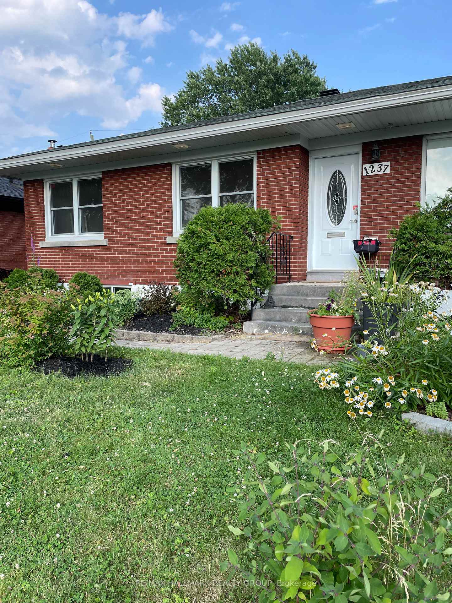 Photo 1 of Unit 1, 1237 Field Street, Ottawa, Bel Air Park — HOMEH