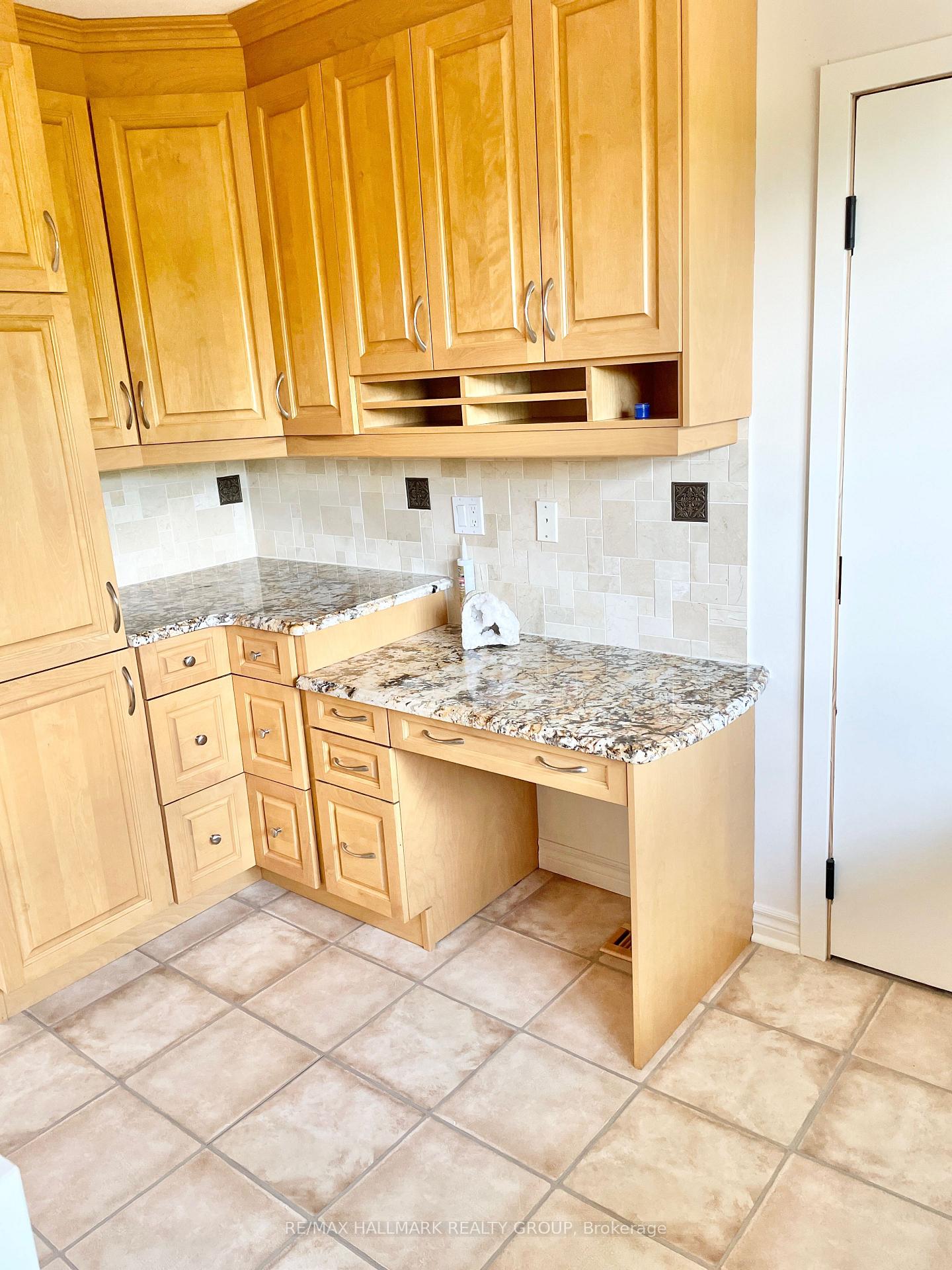 Photo 3 of Unit 1, 1237 Field Street, Ottawa, Bel Air Park — HOMEH
