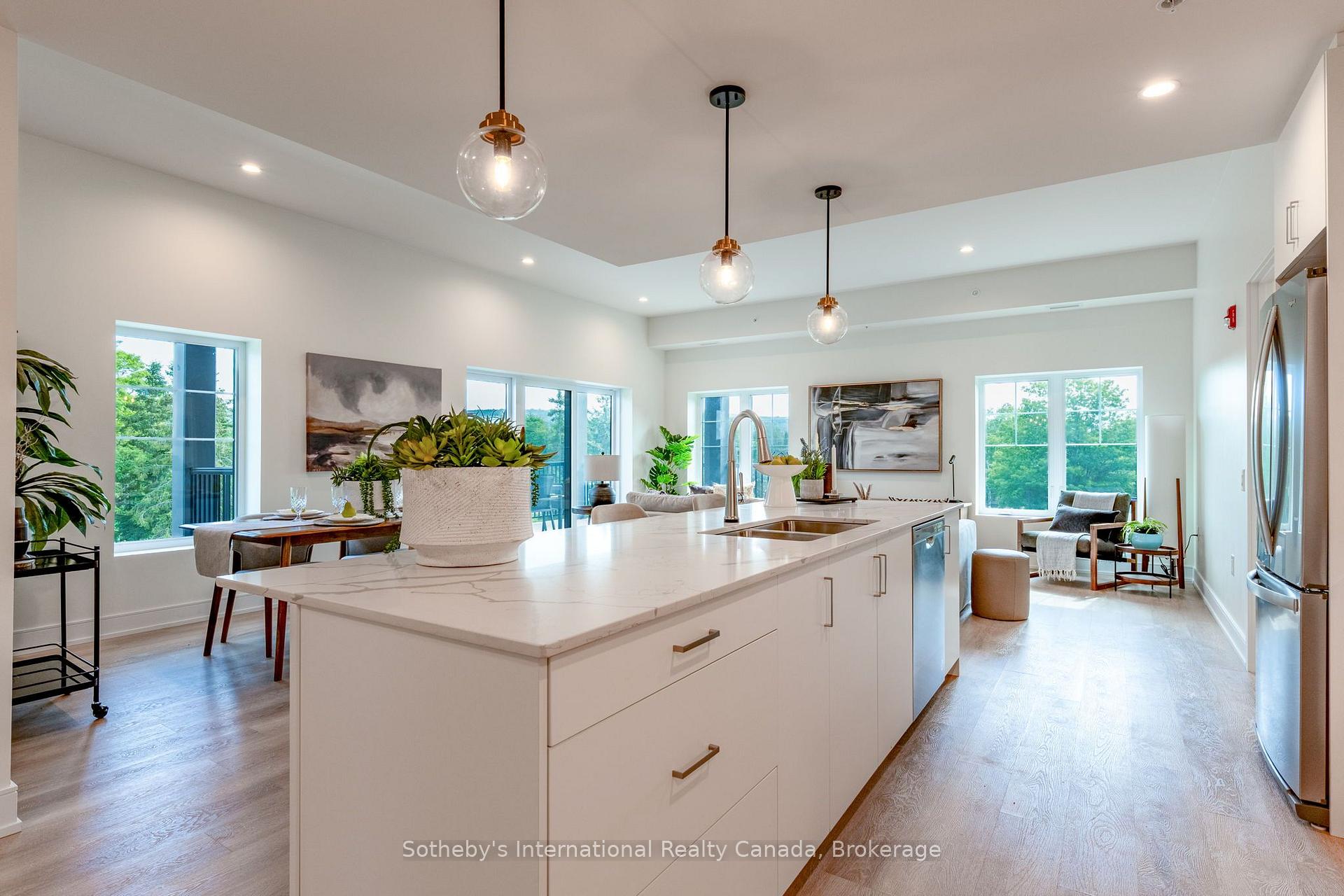 Photo 3 of Unit 311, 121 Mary St Street, Clearview, Creemore — HOMEH