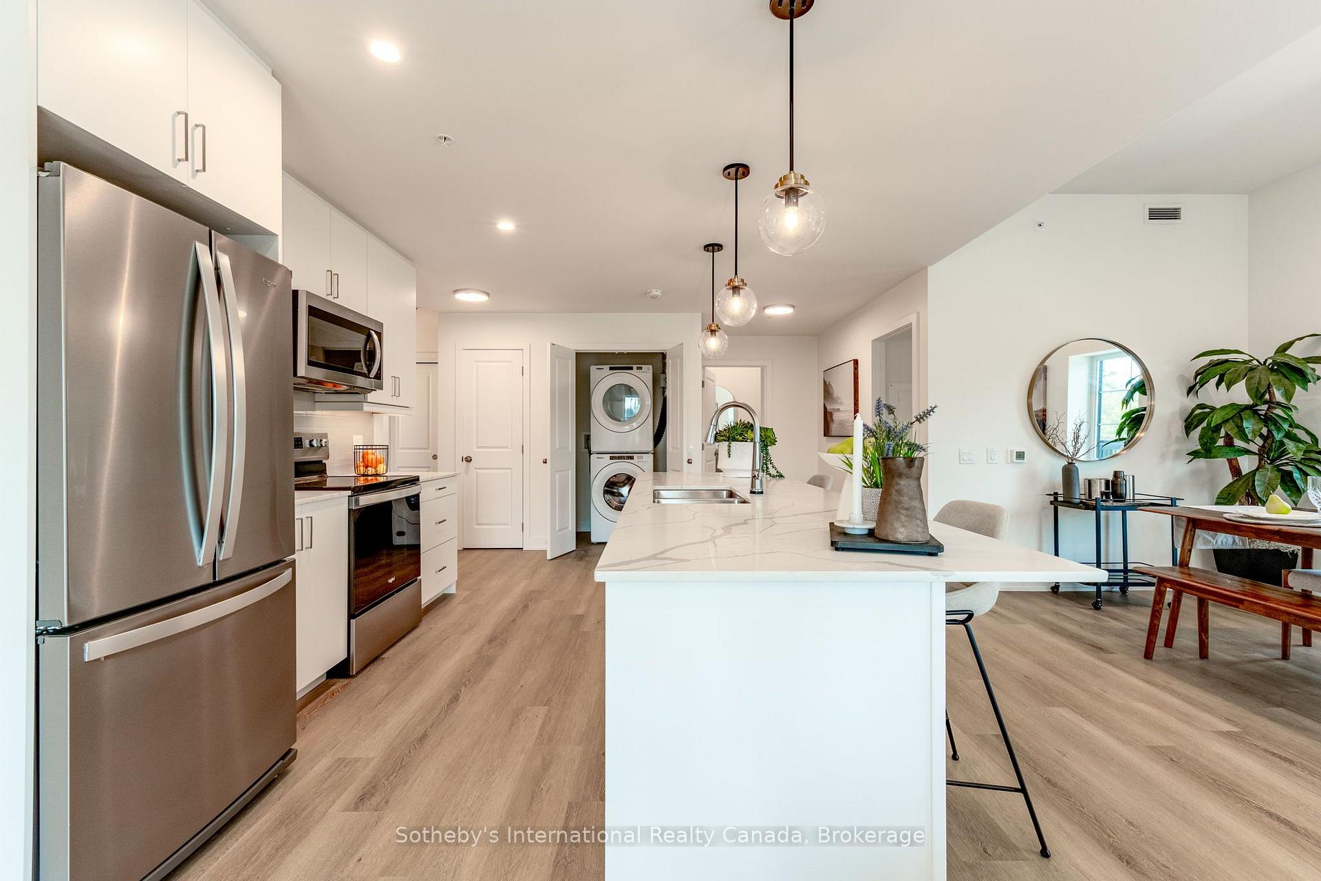Photo 8 of Unit 311, 121 Mary St Street, Clearview, Creemore — HOMEH