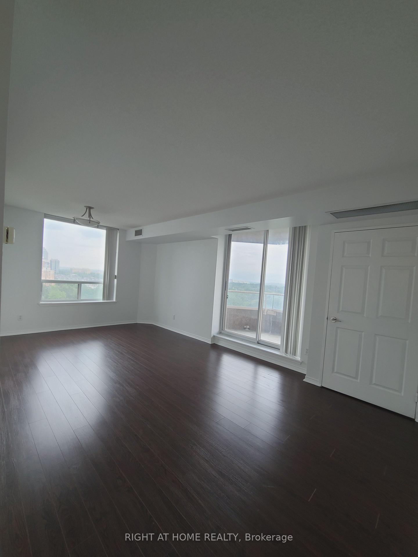 Photo 3 of Unit 2002, 35 Empress Avenue, North York, Willowdale East — HOMEH