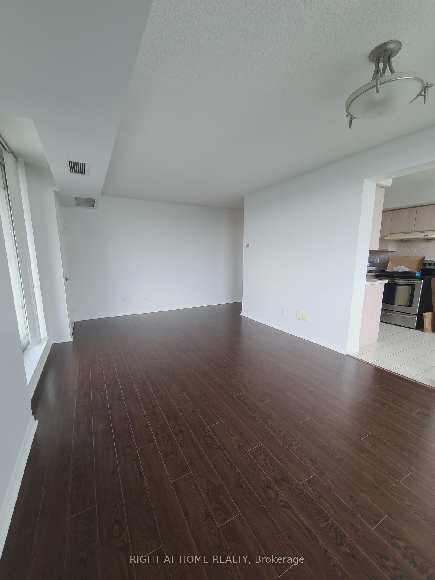 Photo 4 of Unit 2002, 35 Empress Avenue, North York, Willowdale East — HOMEH