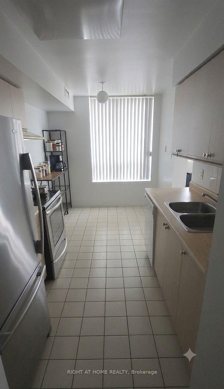 Photo 9 of Unit 2002, 35 Empress Avenue, North York, Willowdale East — HOMEH