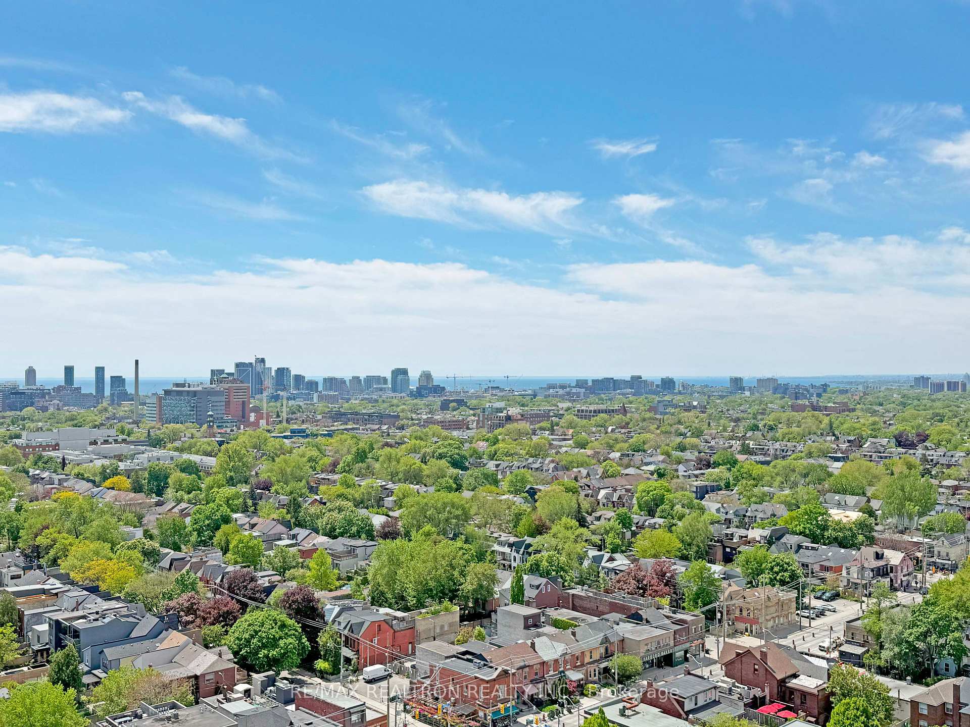 Photo 15 of Unit 2312, 666 Spadina Avenue, Toronto, University — HOMEH
