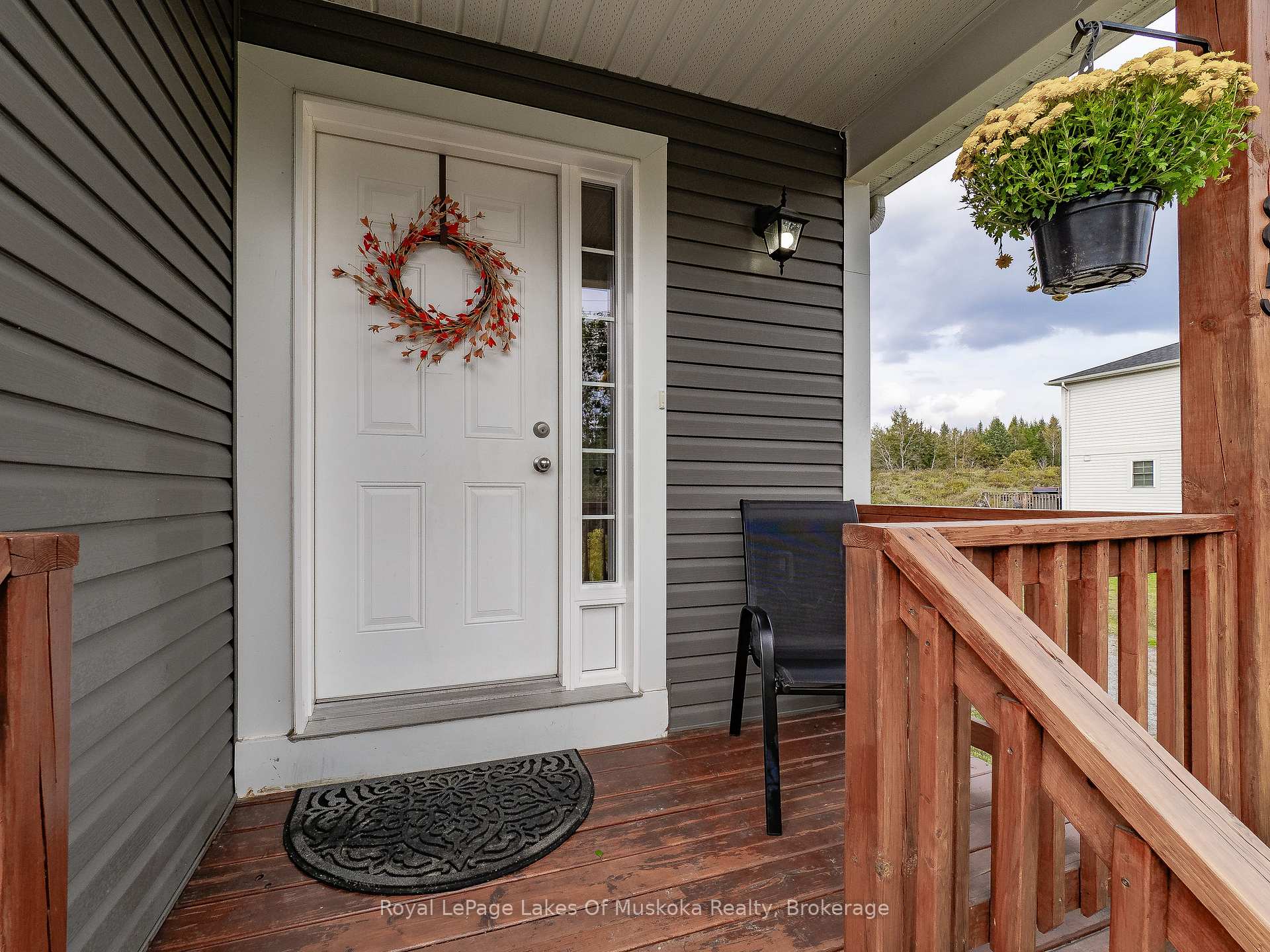 Photo 4 of 85 Douglas Drive, Bracebridge, Macaulay — HOMEH