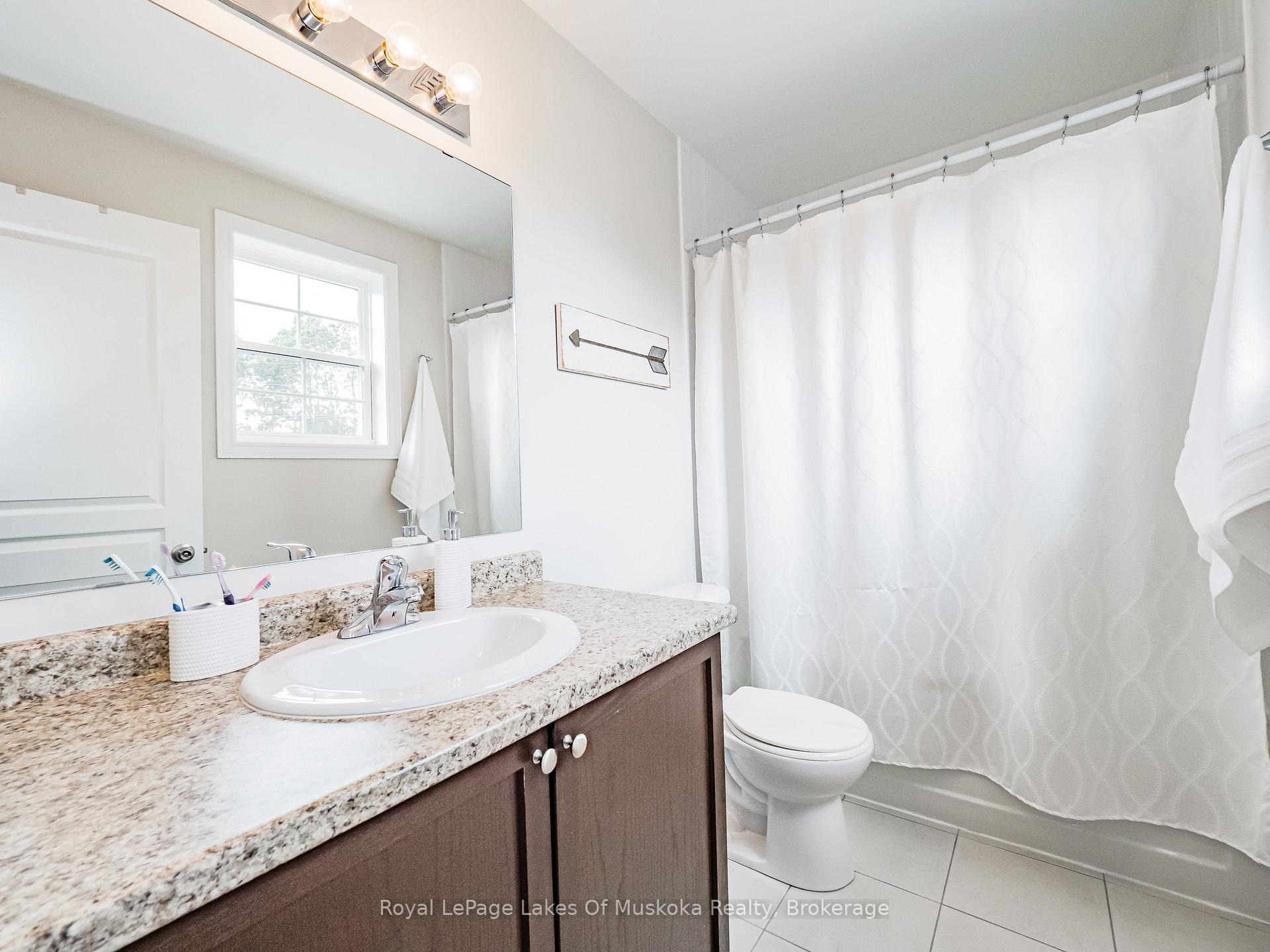 Photo 19 of 85 Douglas Drive, Bracebridge, Macaulay — HOMEH