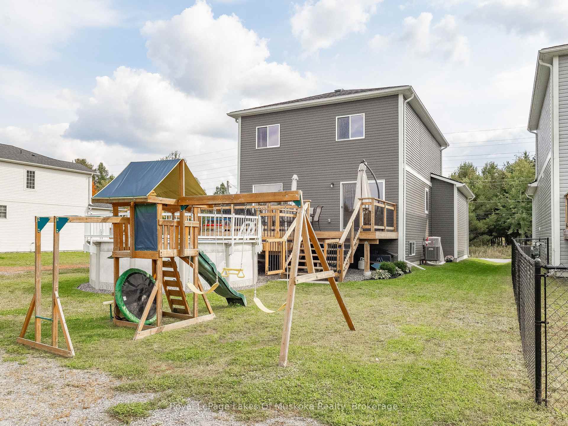 Photo 41 of 85 Douglas Drive, Bracebridge, Macaulay — HOMEH