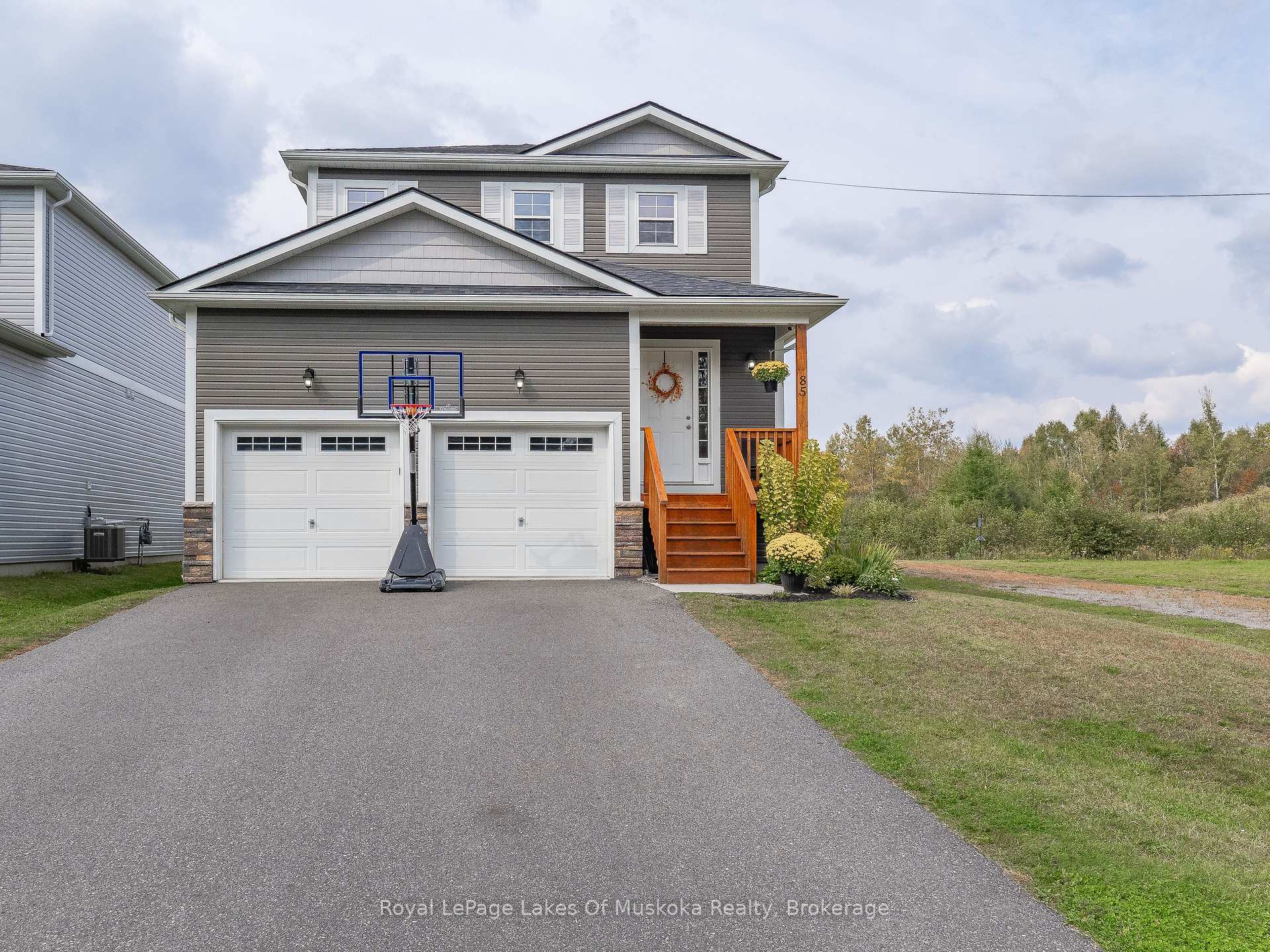 Photo 42 of 85 Douglas Drive, Bracebridge, Macaulay — HOMEH