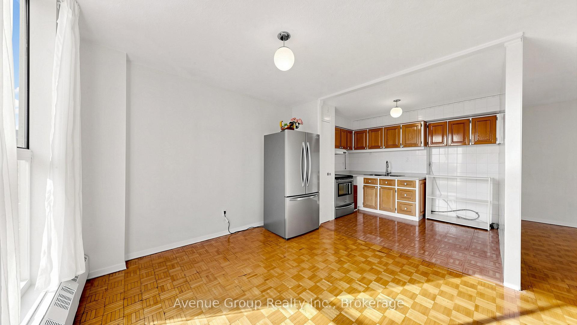 Photo 11 of Unit 417, 4673 Jane Street, North York, Black Creek — HOMEH