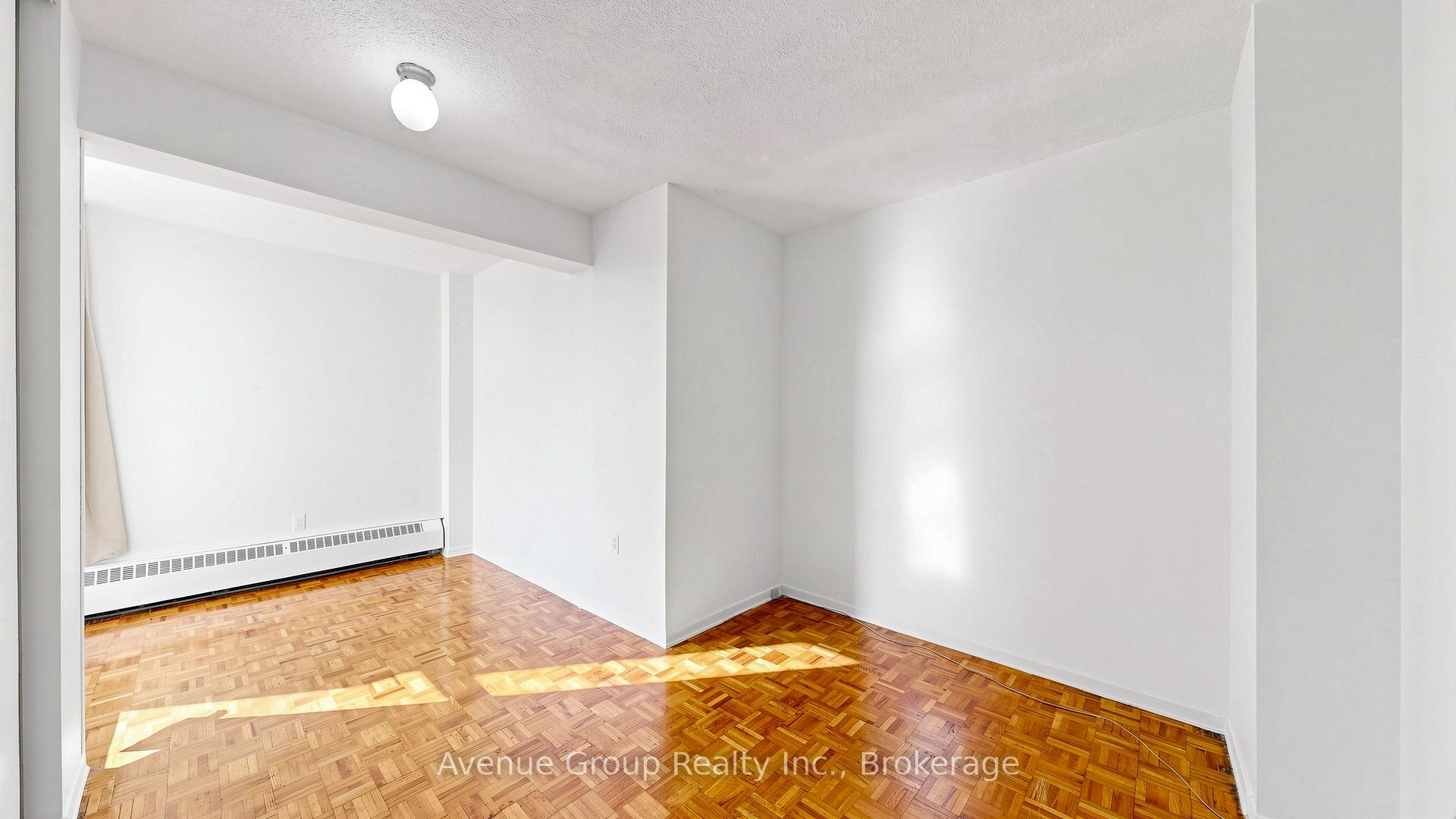 Photo 23 of Unit 417, 4673 Jane Street, North York, Black Creek — HOMEH