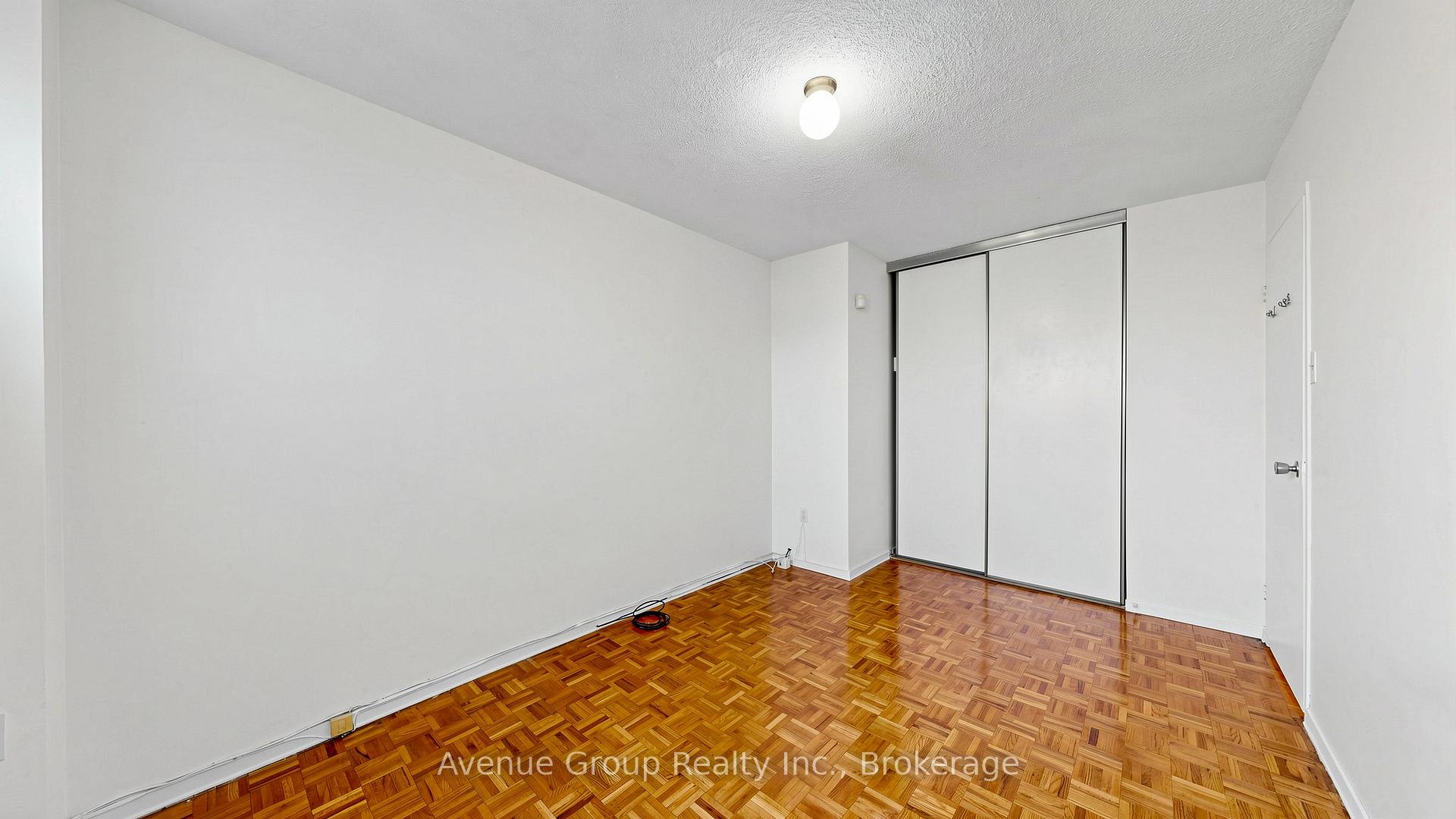Photo 26 of Unit 417, 4673 Jane Street, North York, Black Creek — HOMEH