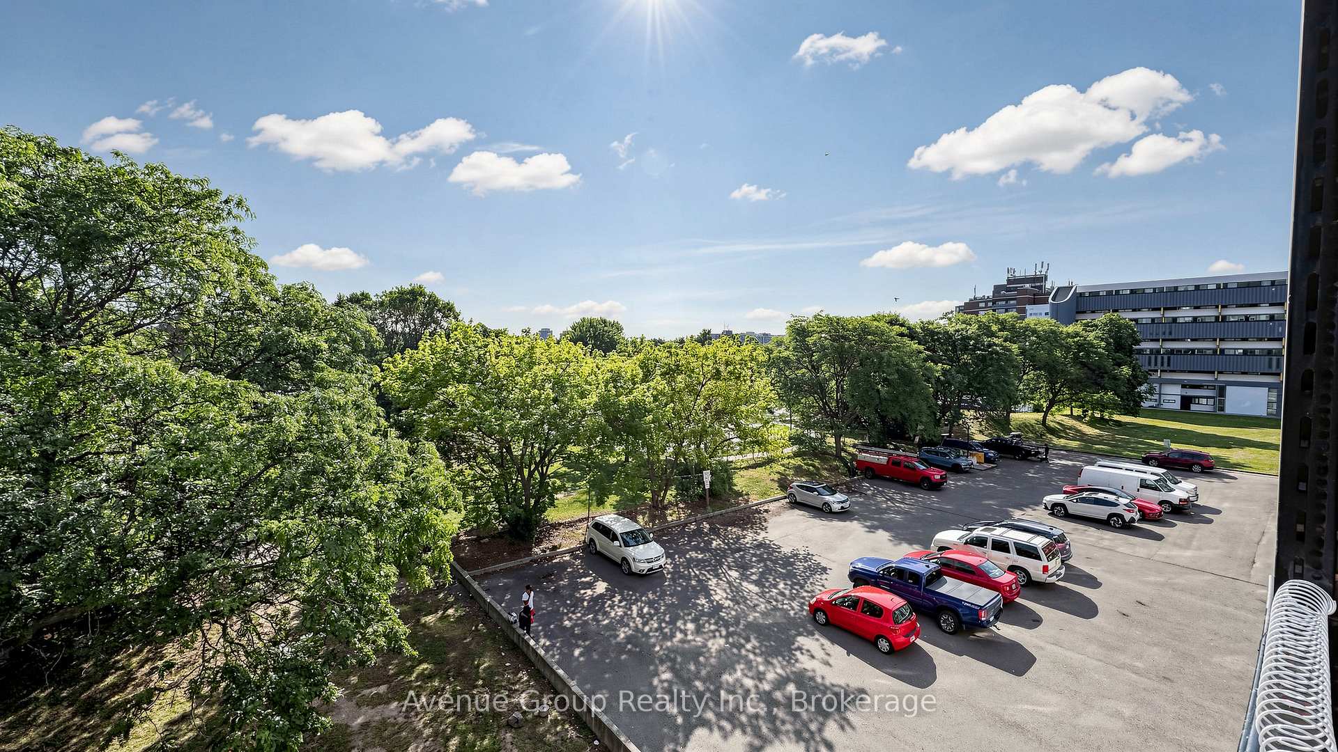 Photo 32 of Unit 417, 4673 Jane Street, North York, Black Creek — HOMEH