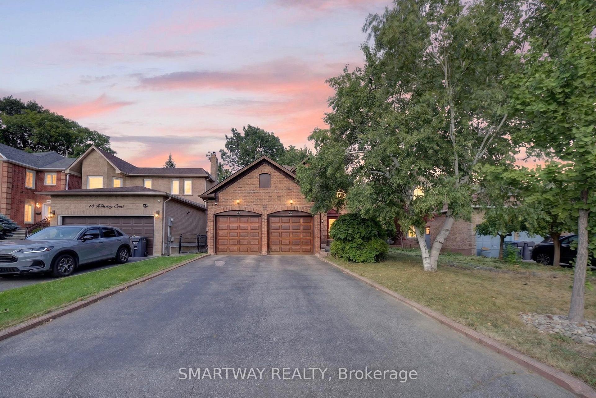 Photo 2 of 50 Killarney Court, Brampton, Heart Lake East — HOMEH