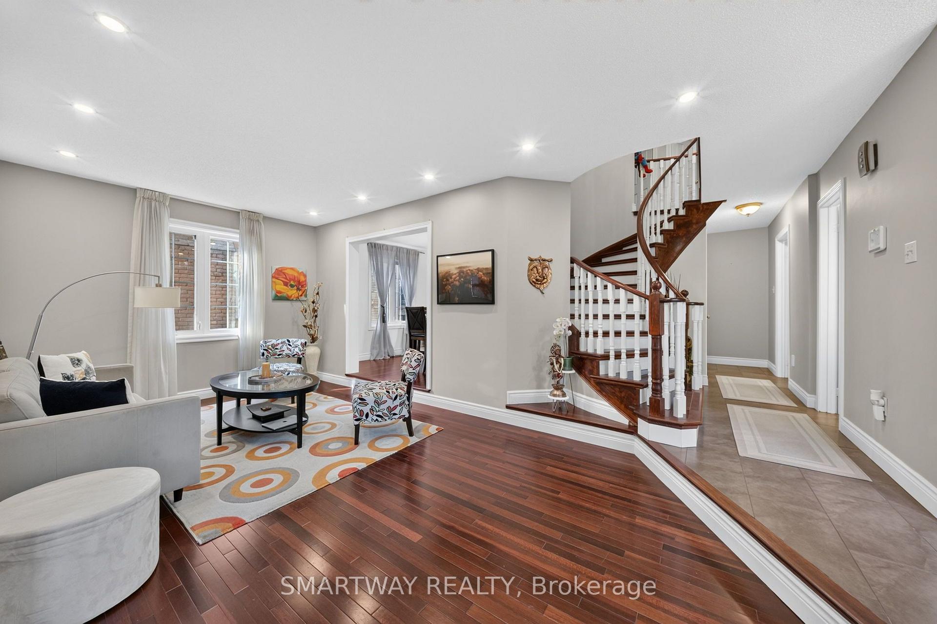 Photo 7 of 50 Killarney Court, Brampton, Heart Lake East — HOMEH