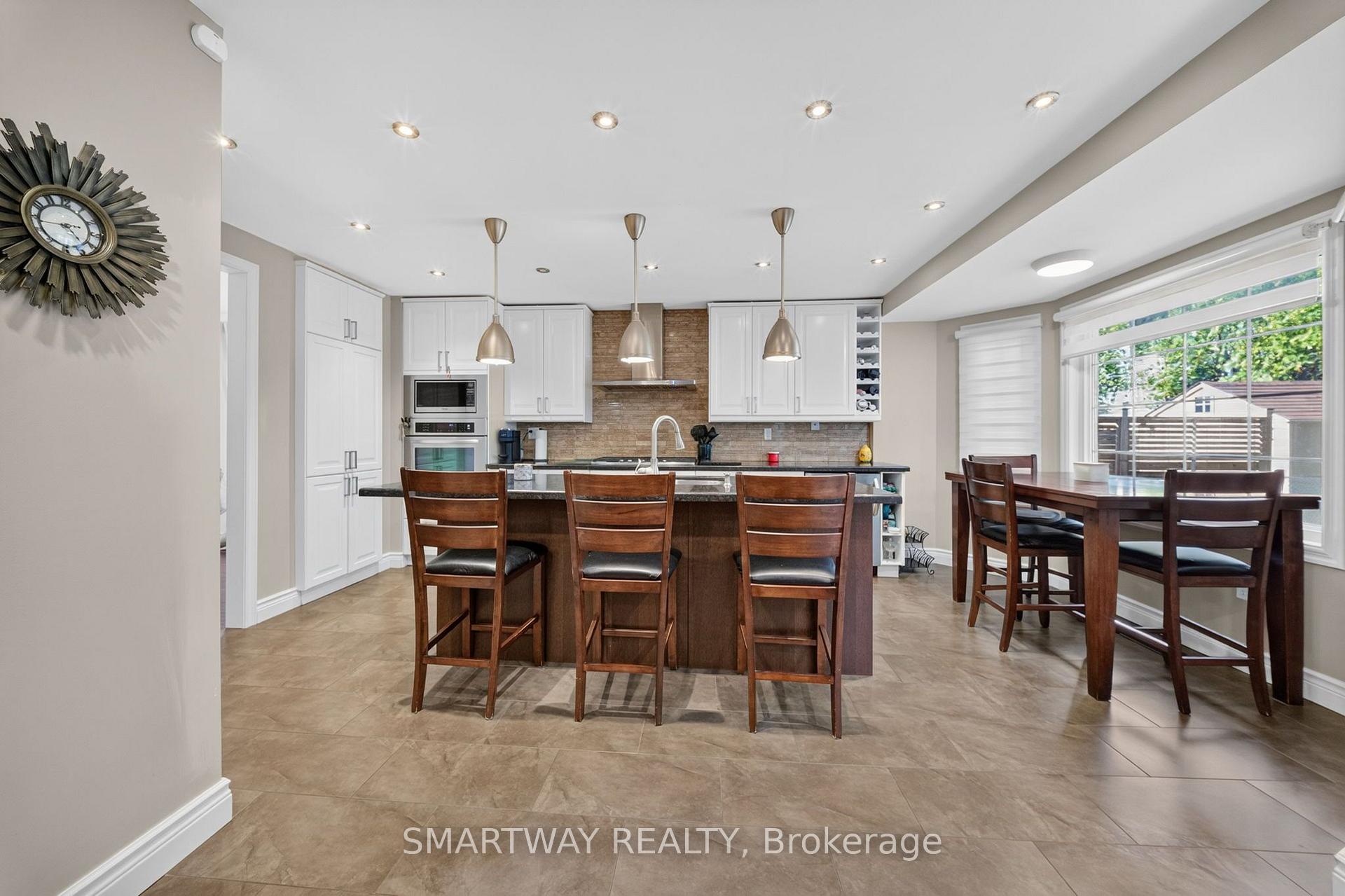 Photo 13 of 50 Killarney Court, Brampton, Heart Lake East — HOMEH